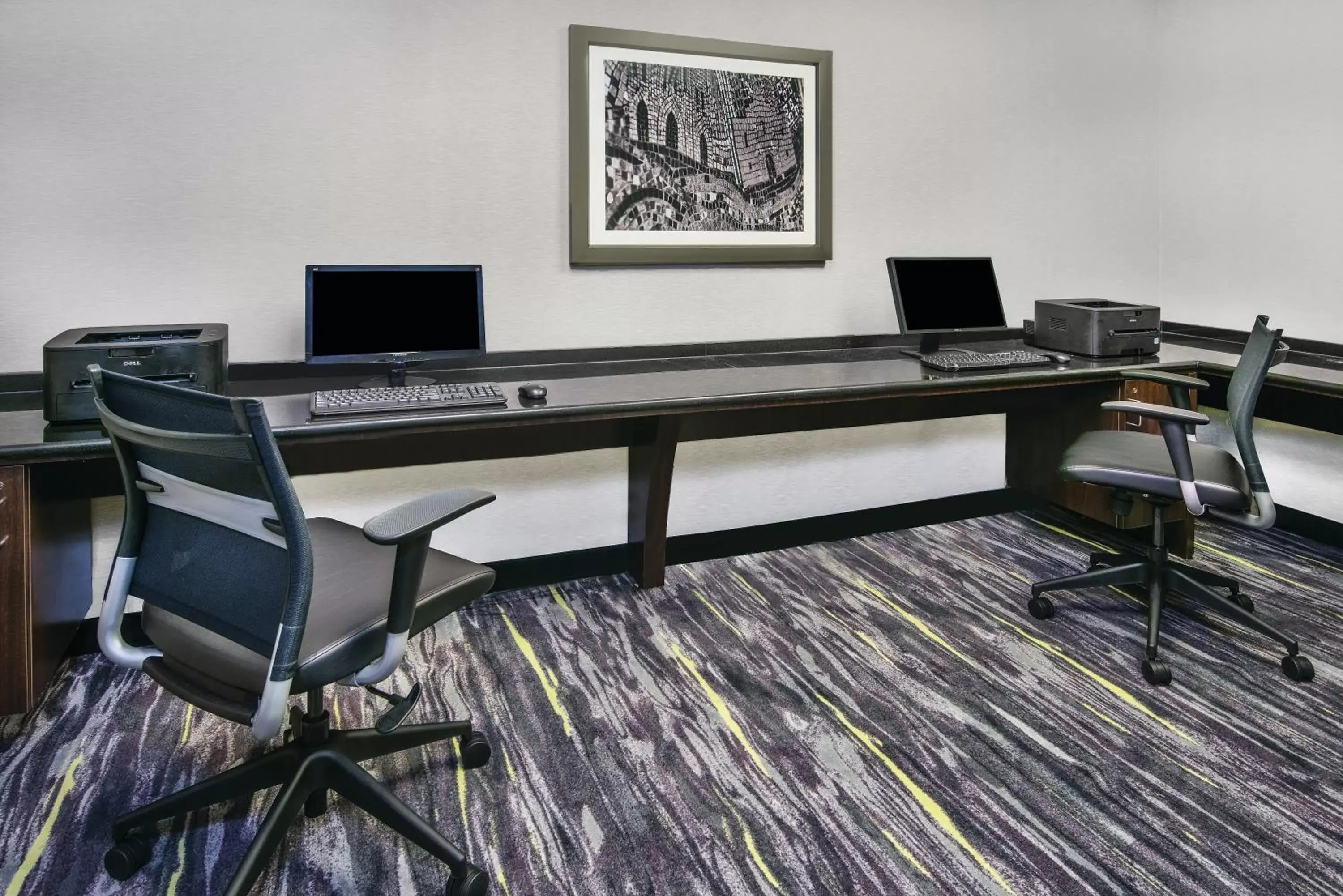 Business facilities in La Quinta Inn & Suites by Wyndham San Antonio Riverwalk