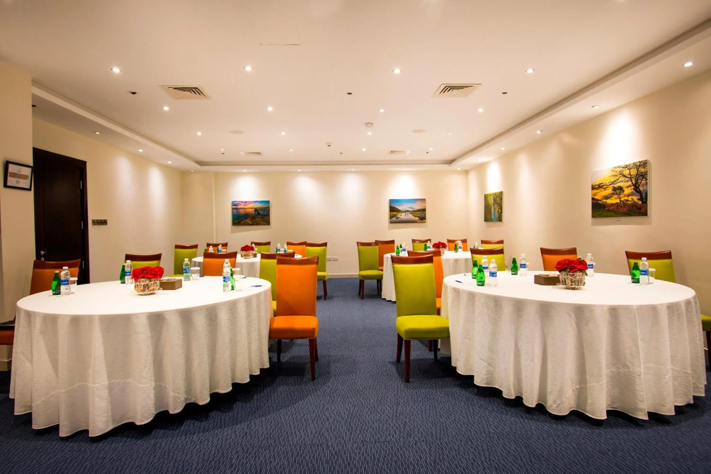 Business facilities in City Seasons Hotel & Suites Muscat