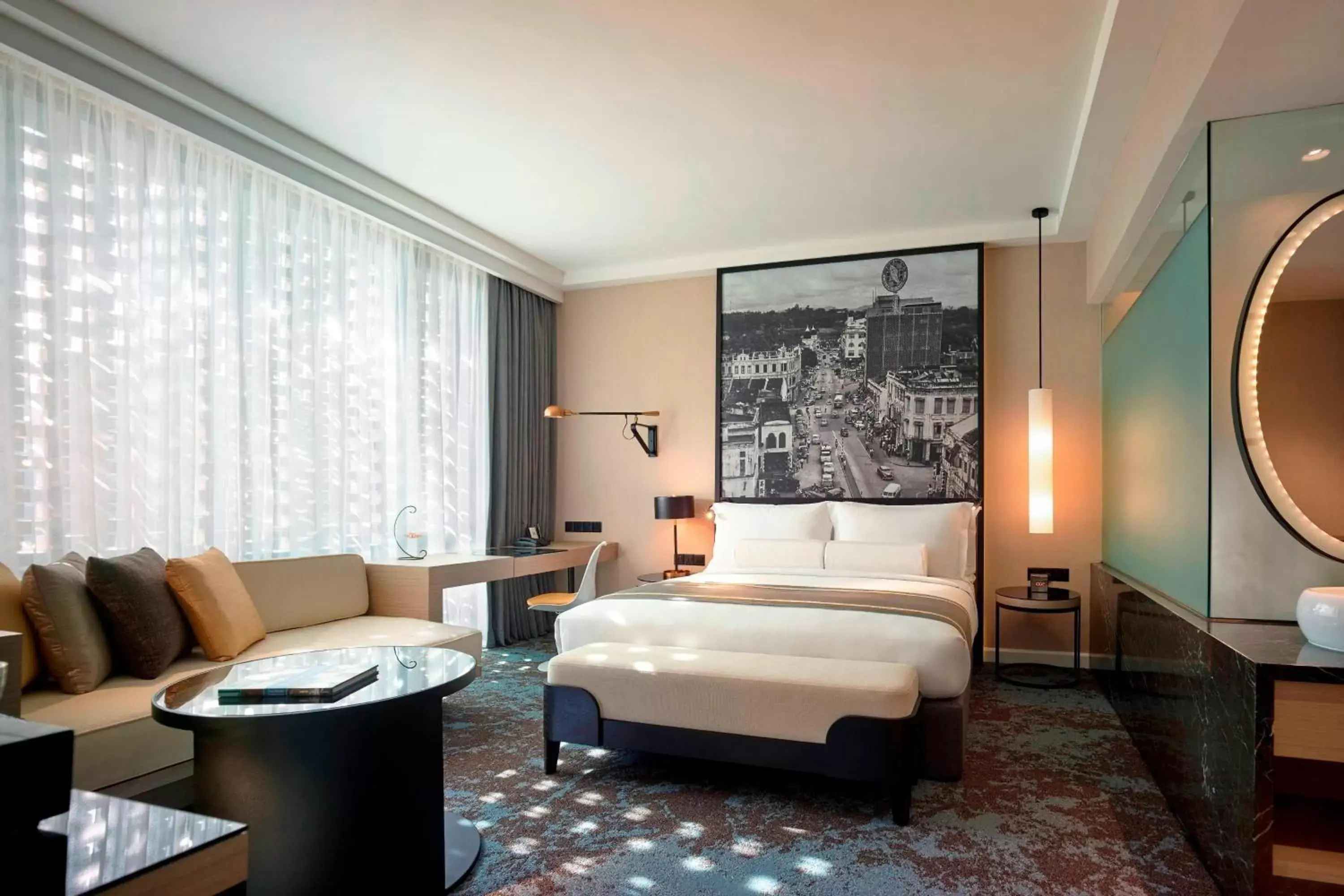 Photo of the whole room in Hotel Stripes Kuala Lumpur, Autograph Collection