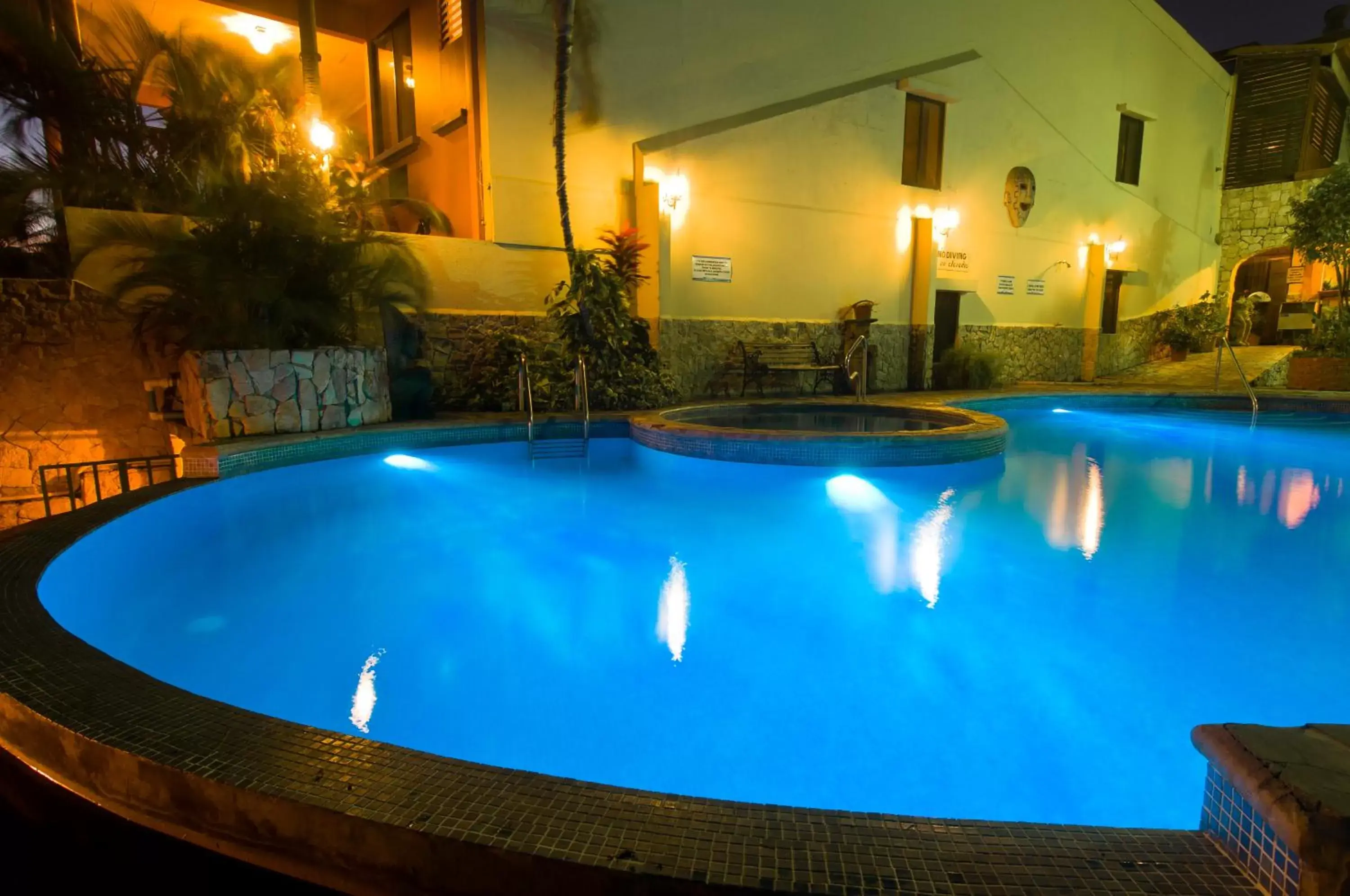 Night, Swimming Pool in Adventure Inn