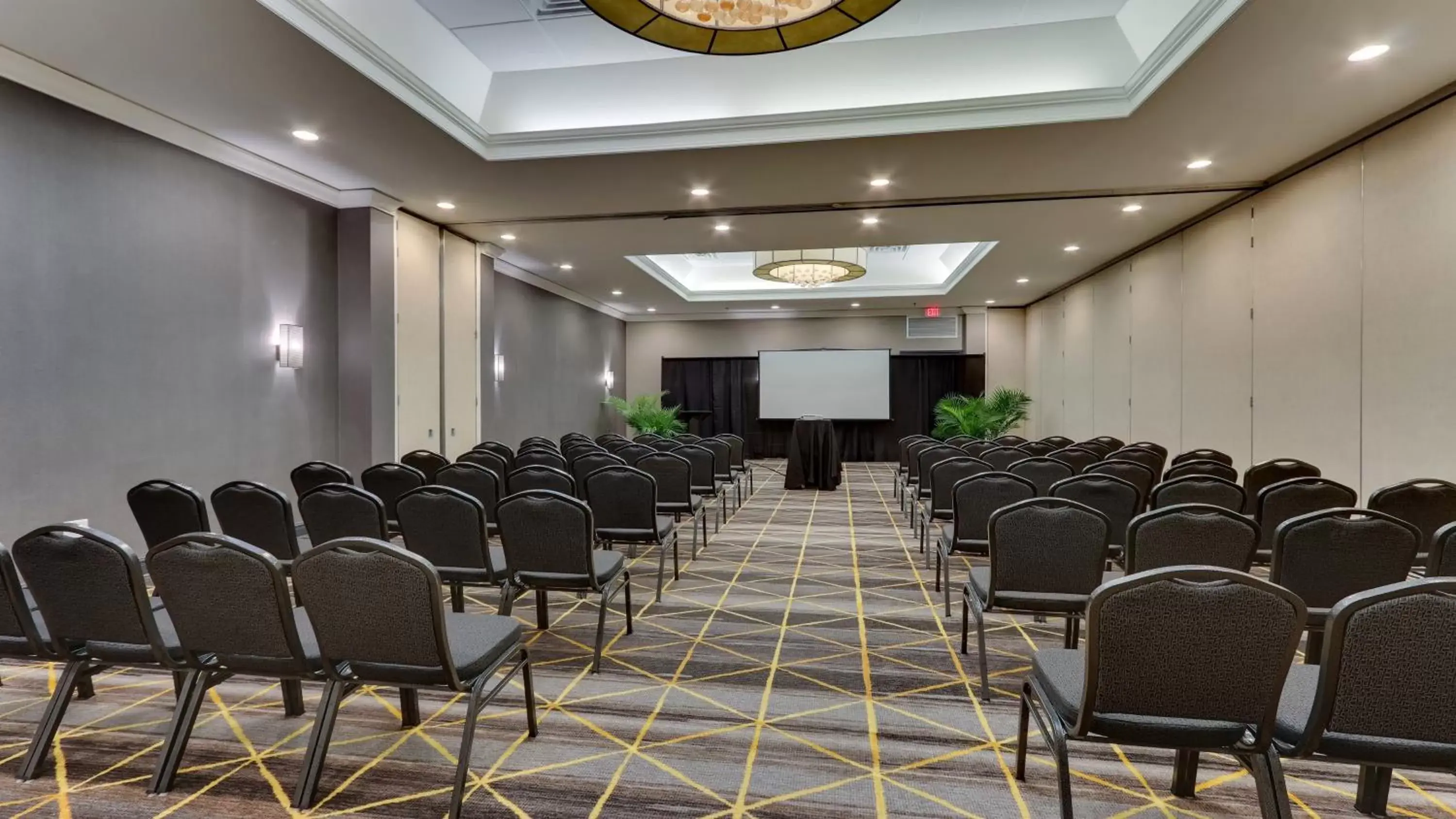 Meeting/conference room in Holiday Inn Staunton Conference Center, an IHG Hotel