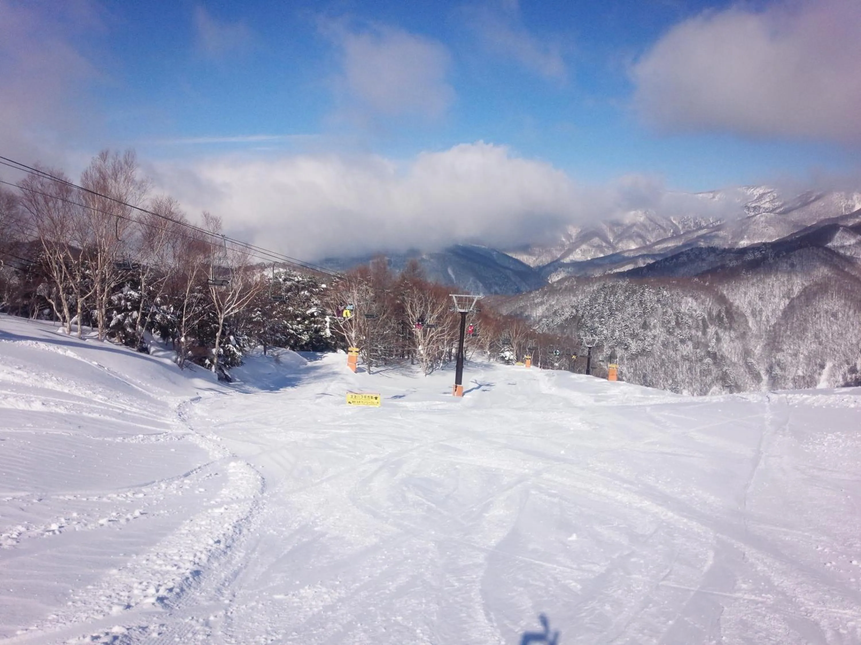 Skiing in Shiga Lake Hotel