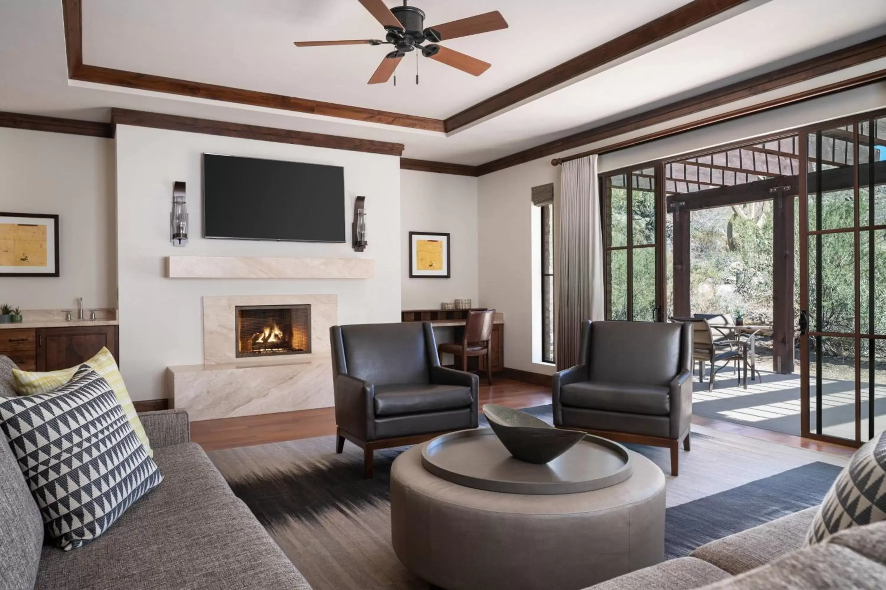 Living room, Seating Area in The Ritz-Carlton, Dove Mountain