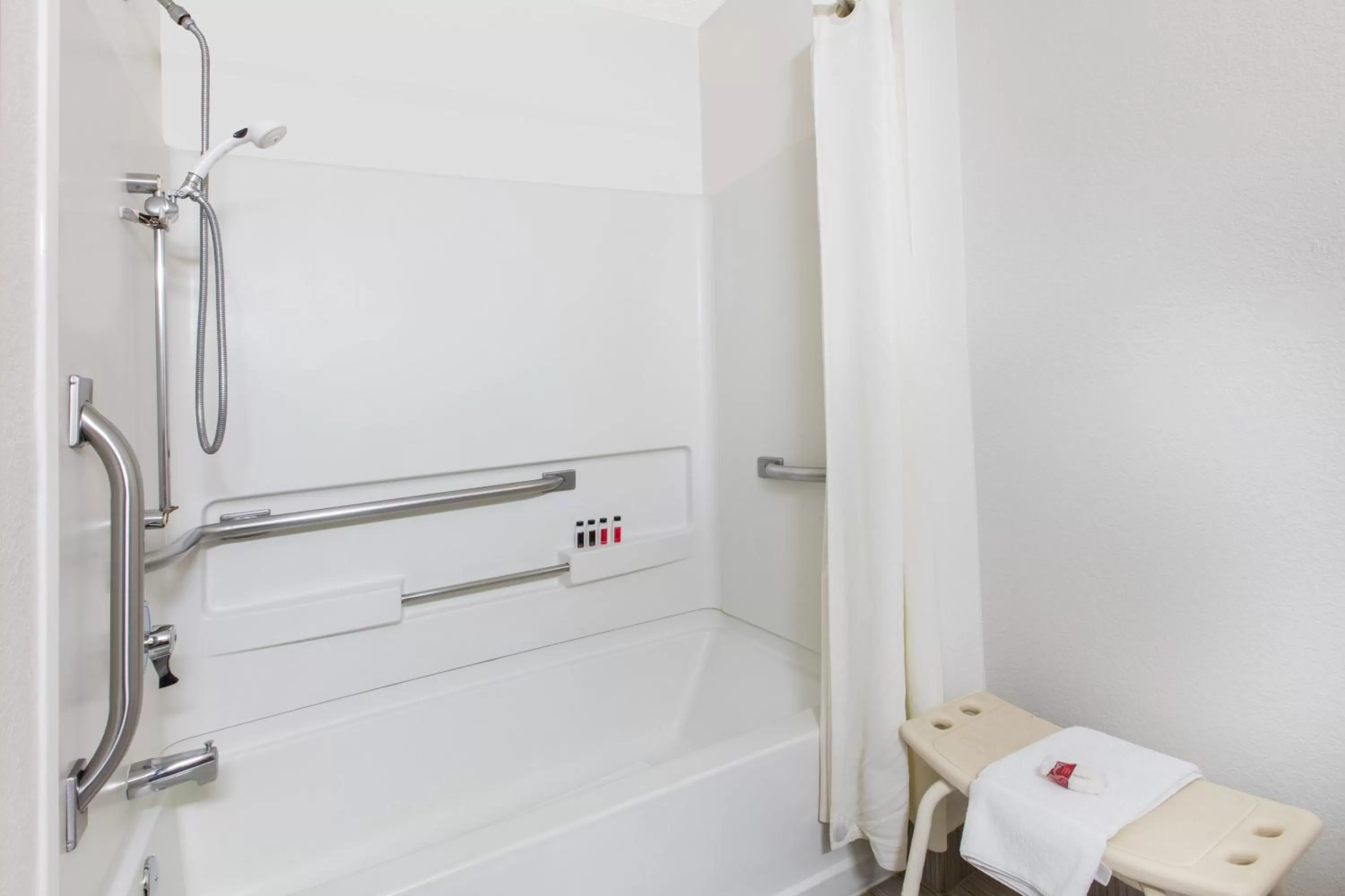 Bathroom in Super 8 by Wyndham Aberdeen MD