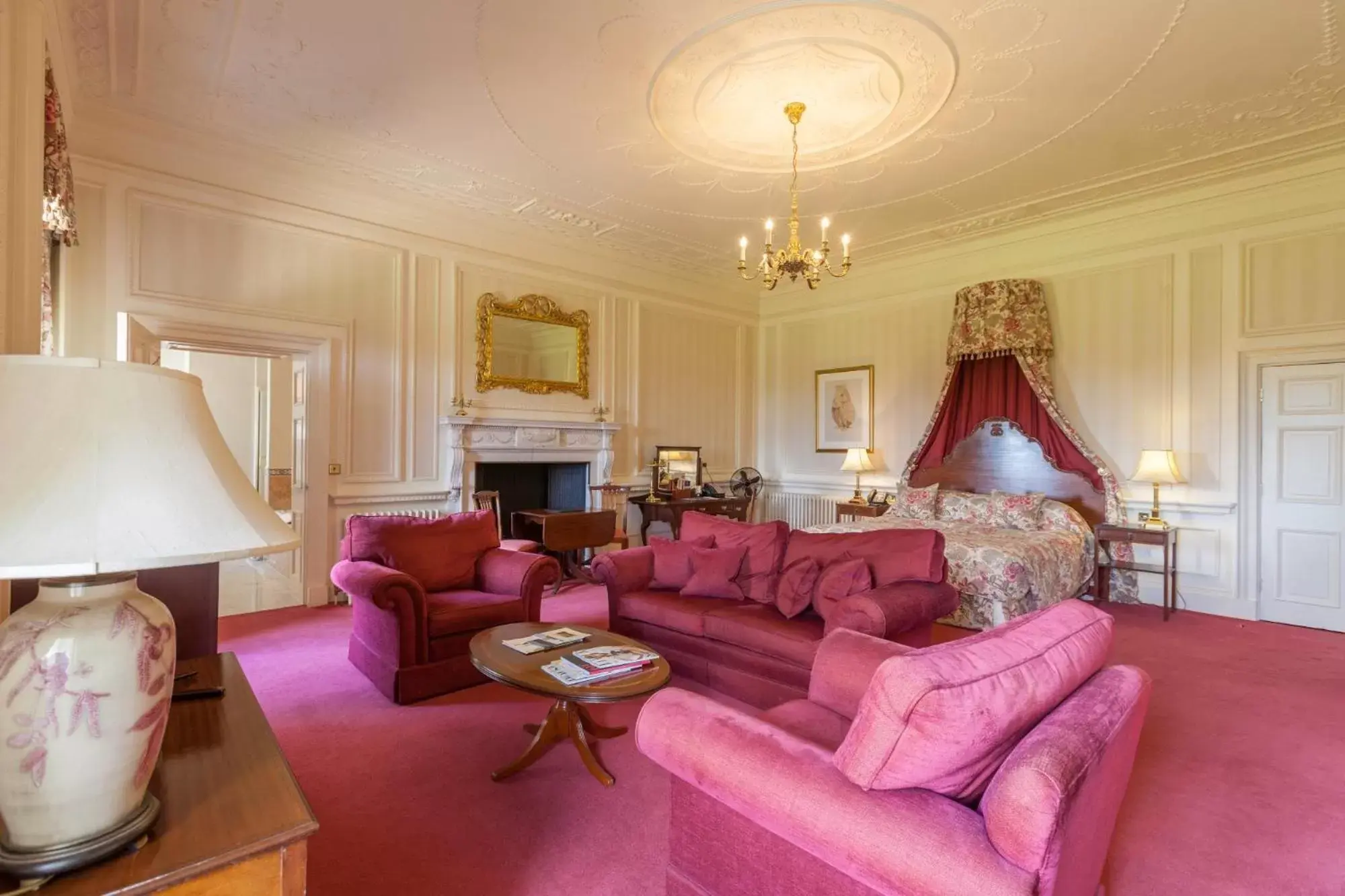 Living room, Seating Area in Luton Hoo Hotel, Golf and Spa