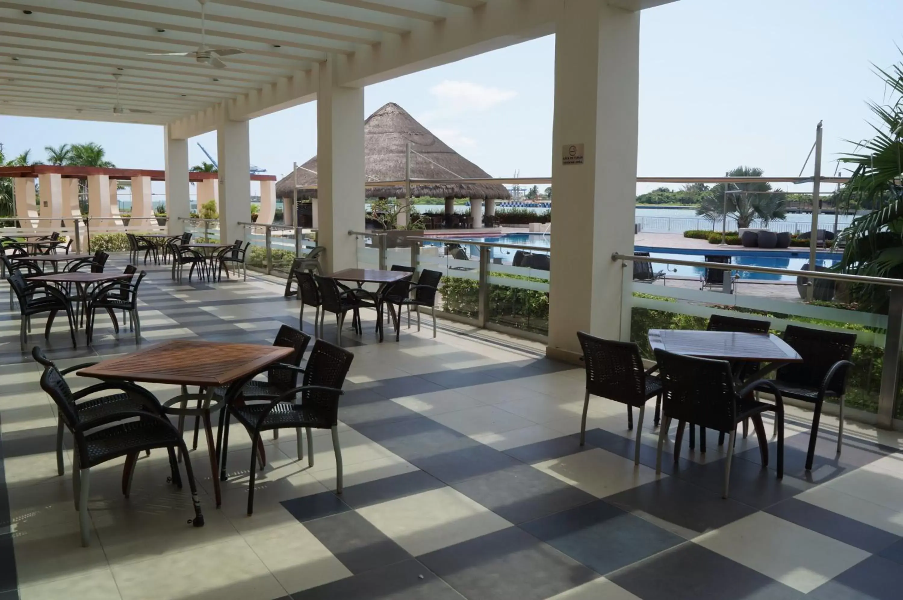 Restaurant/Places to Eat in Holiday Inn Tuxpan - Convention Center, an IHG Hotel