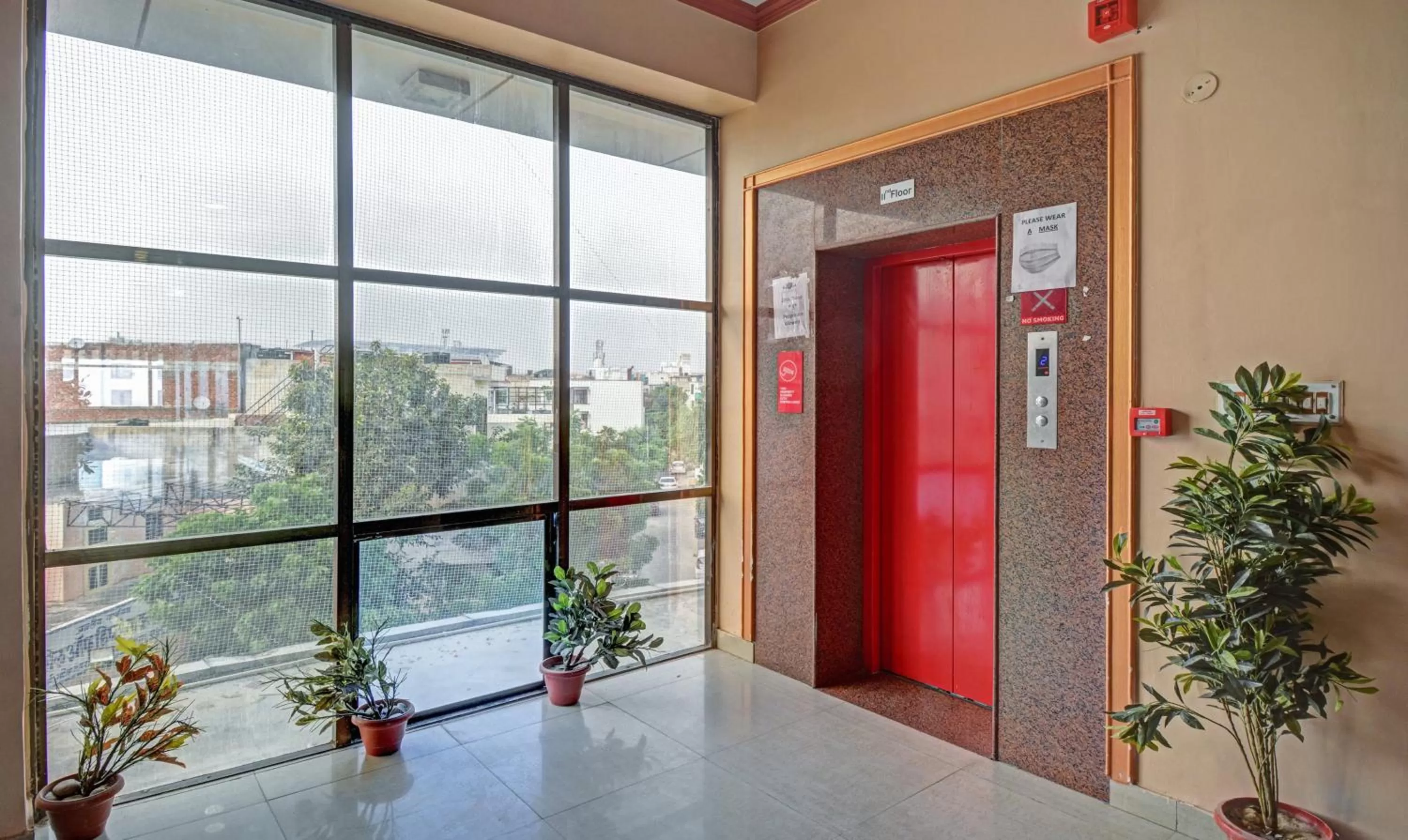 elevator in Treebo New Rockwell Vivek Vihar