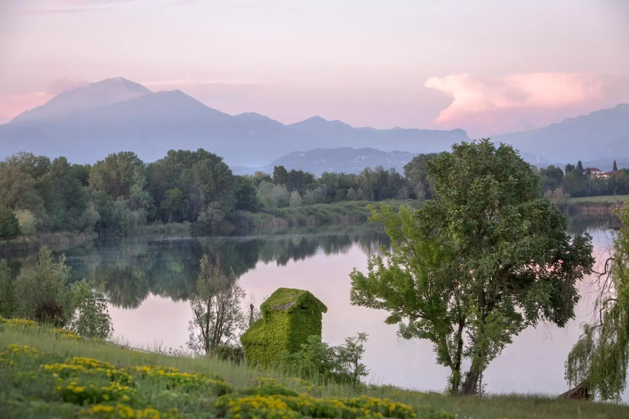 Natural landscape in Le Ali Del Frassino