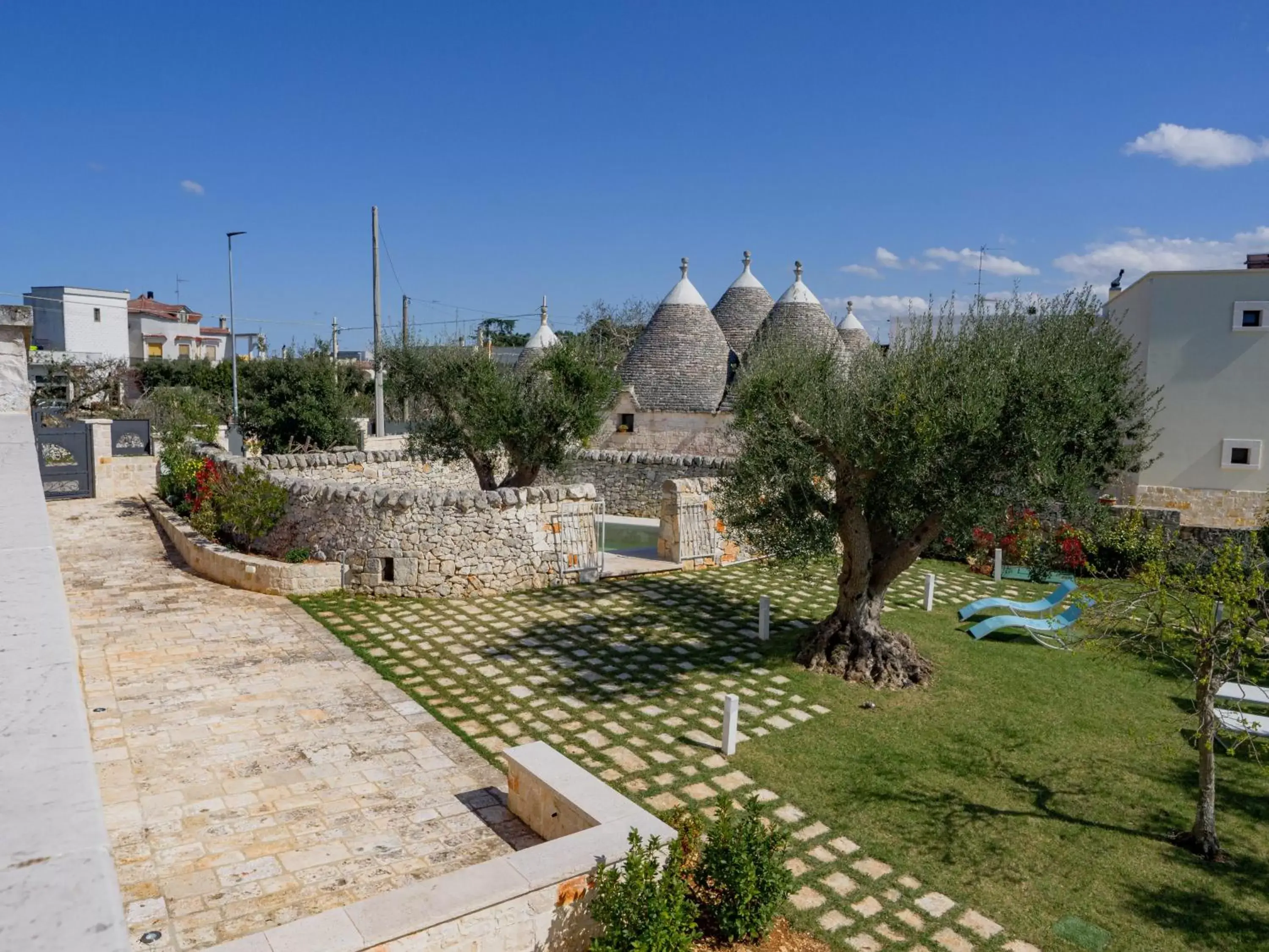 Garden view in Rifugio di Puglia - Trulli & Dimore