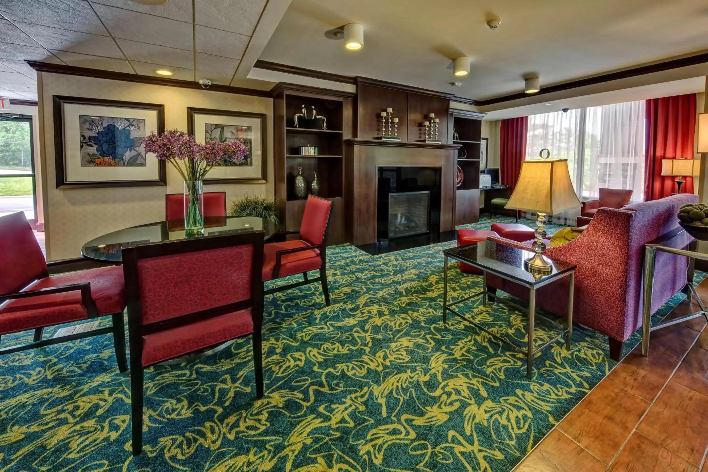 Lobby or reception, Lobby/Reception in Hampton Inn Asheville-Tunnel Road