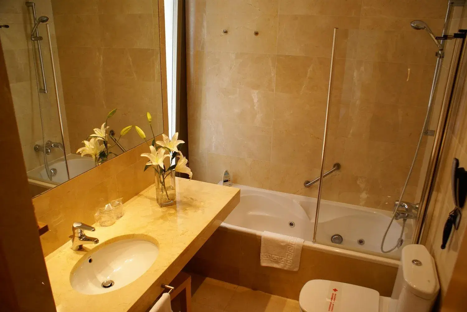 Bathroom in Hotel Jaizkibel