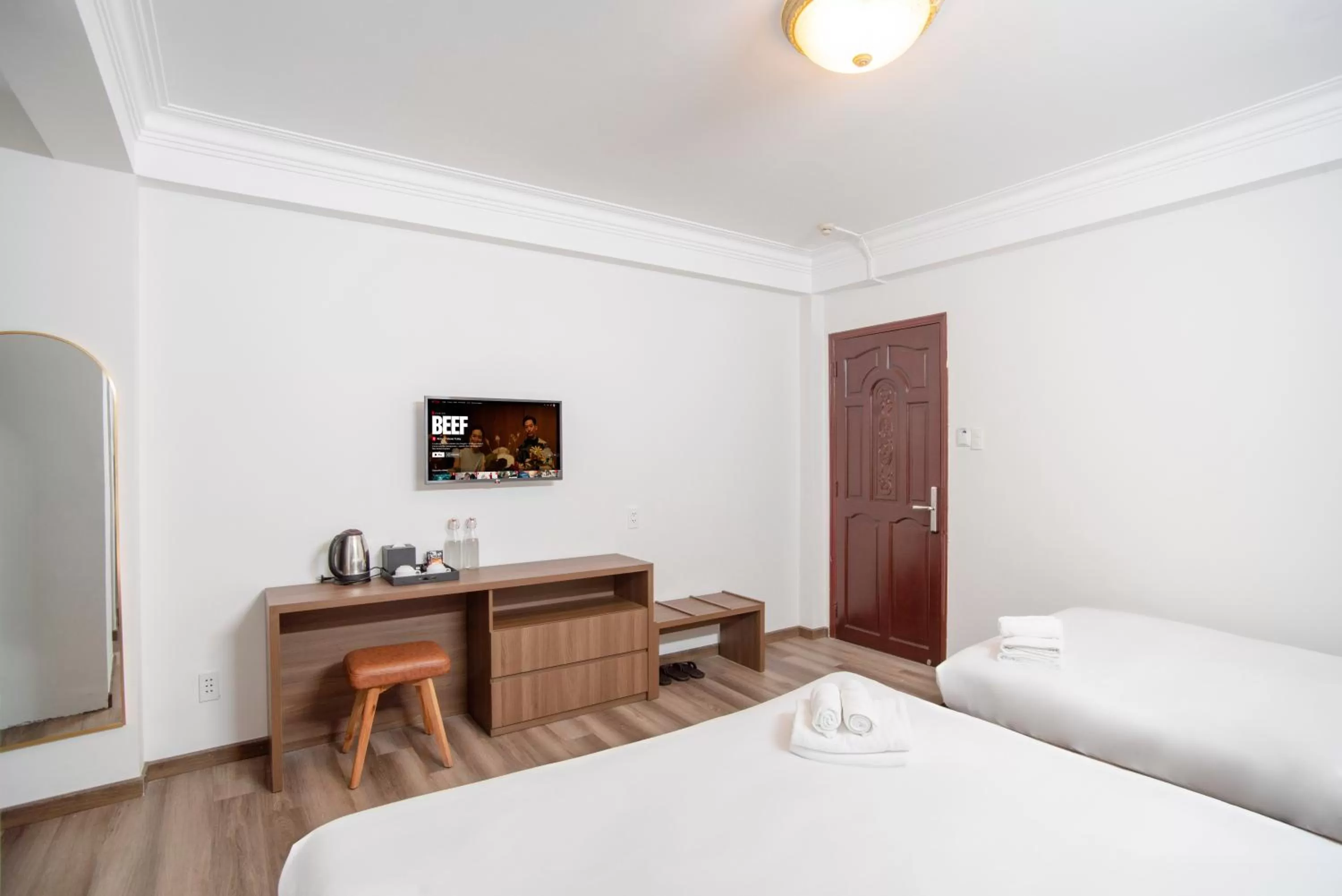 Bed in SAZI BEN THANH Hotel HCM