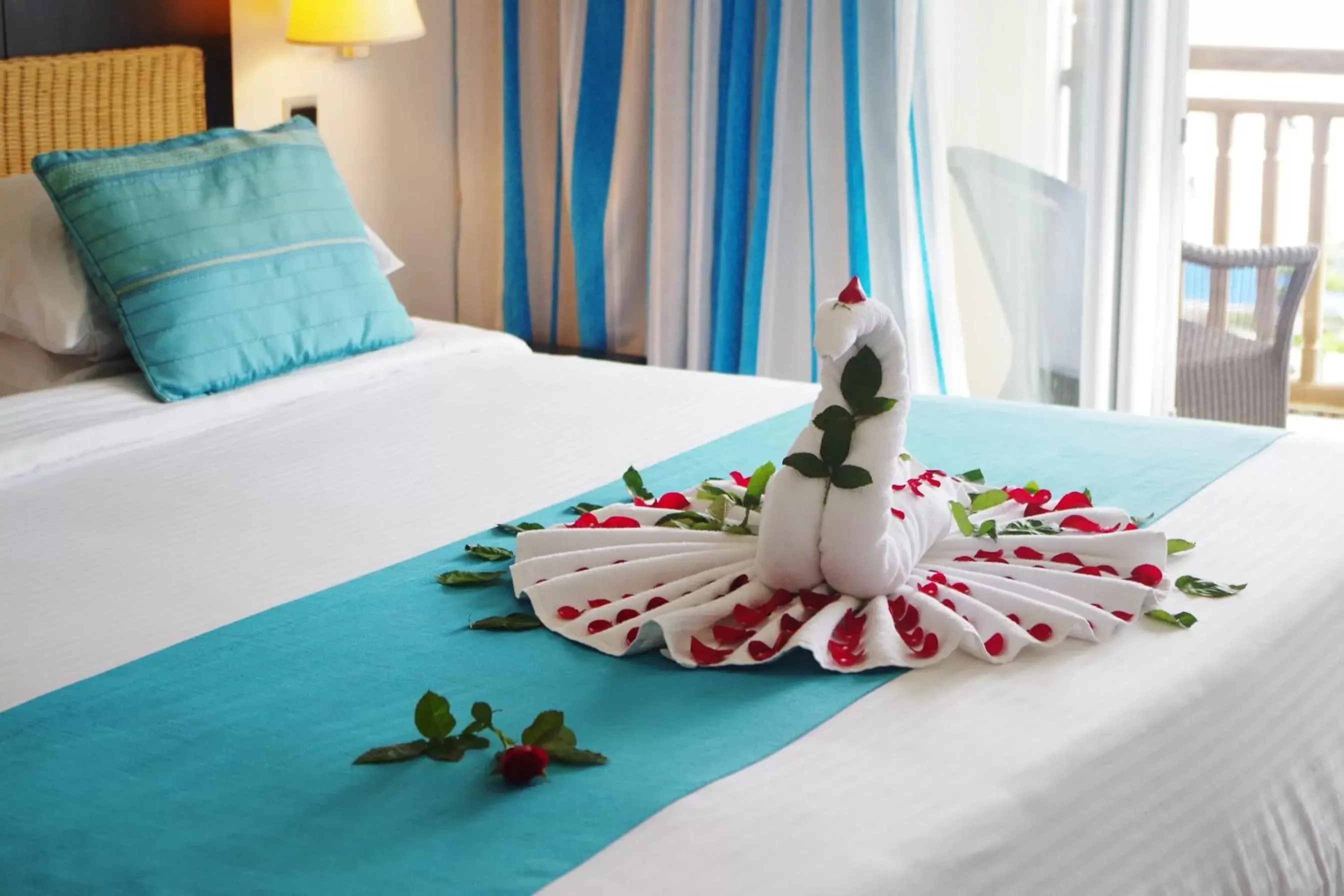 Bedroom, Bed in Pearle Beach Resort & Spa
