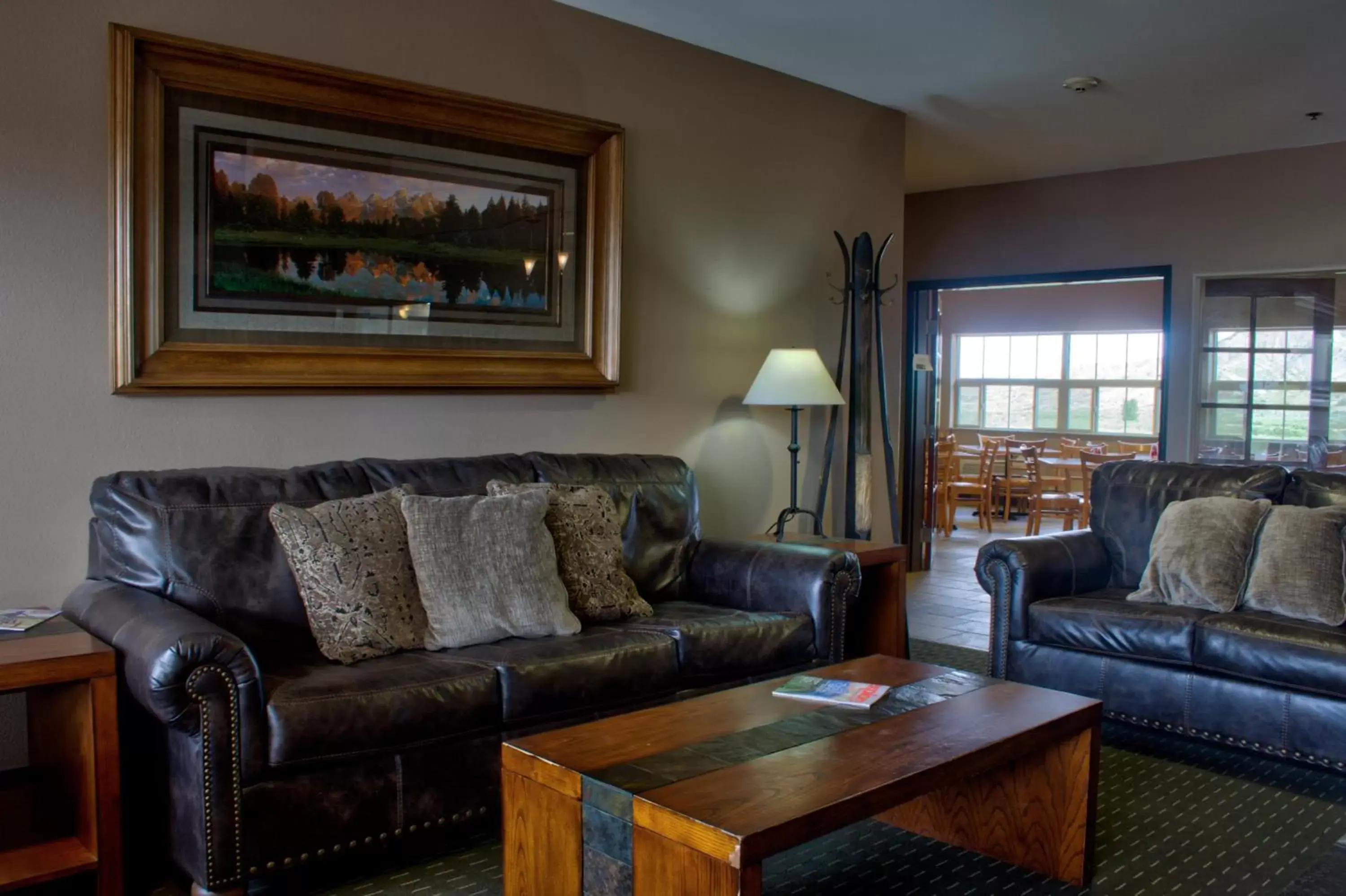 Lobby or reception, Seating Area in Allington Inn & Suites Kremmling