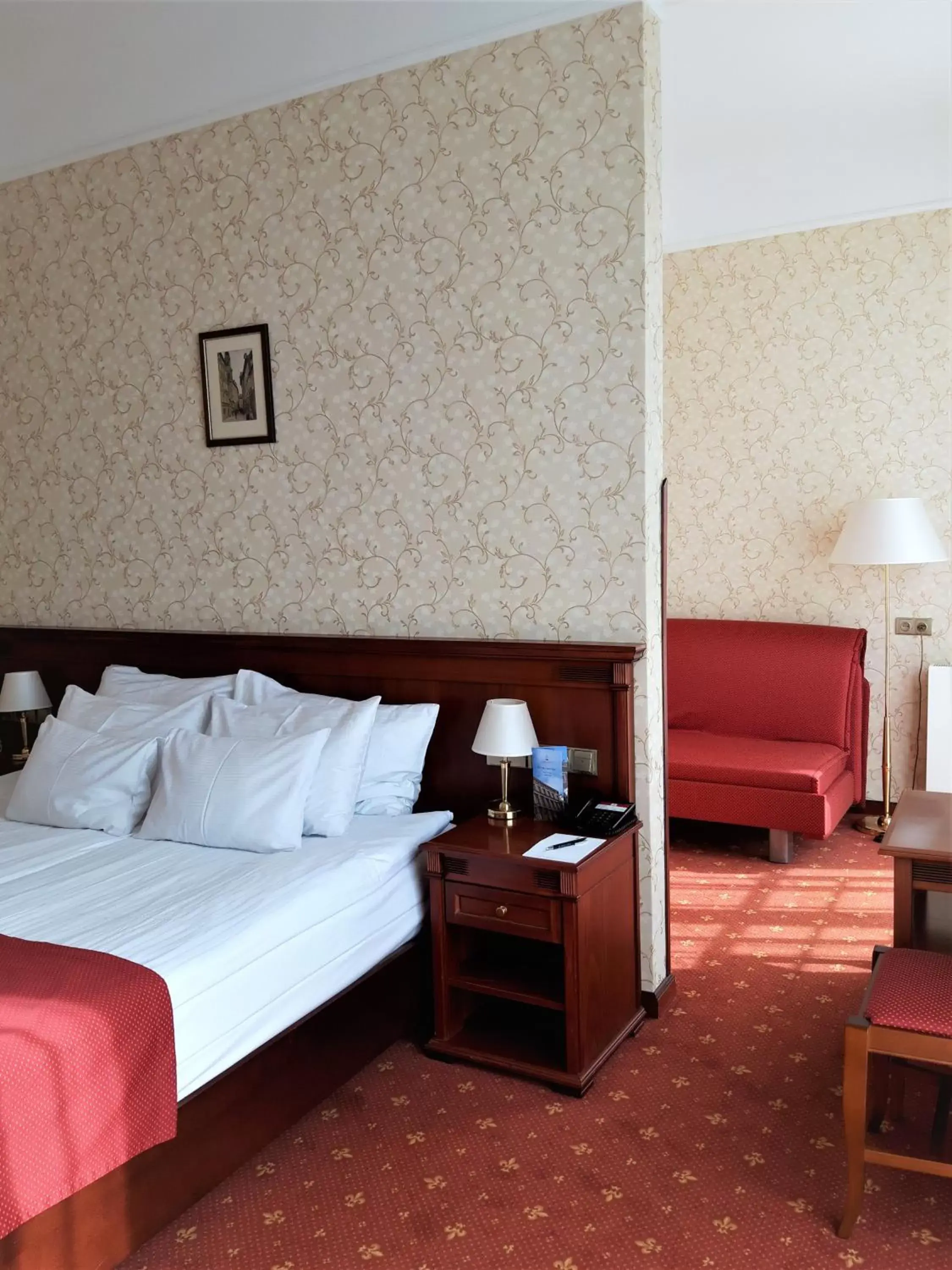 Photo of the whole room, Bed in Hotel Rott