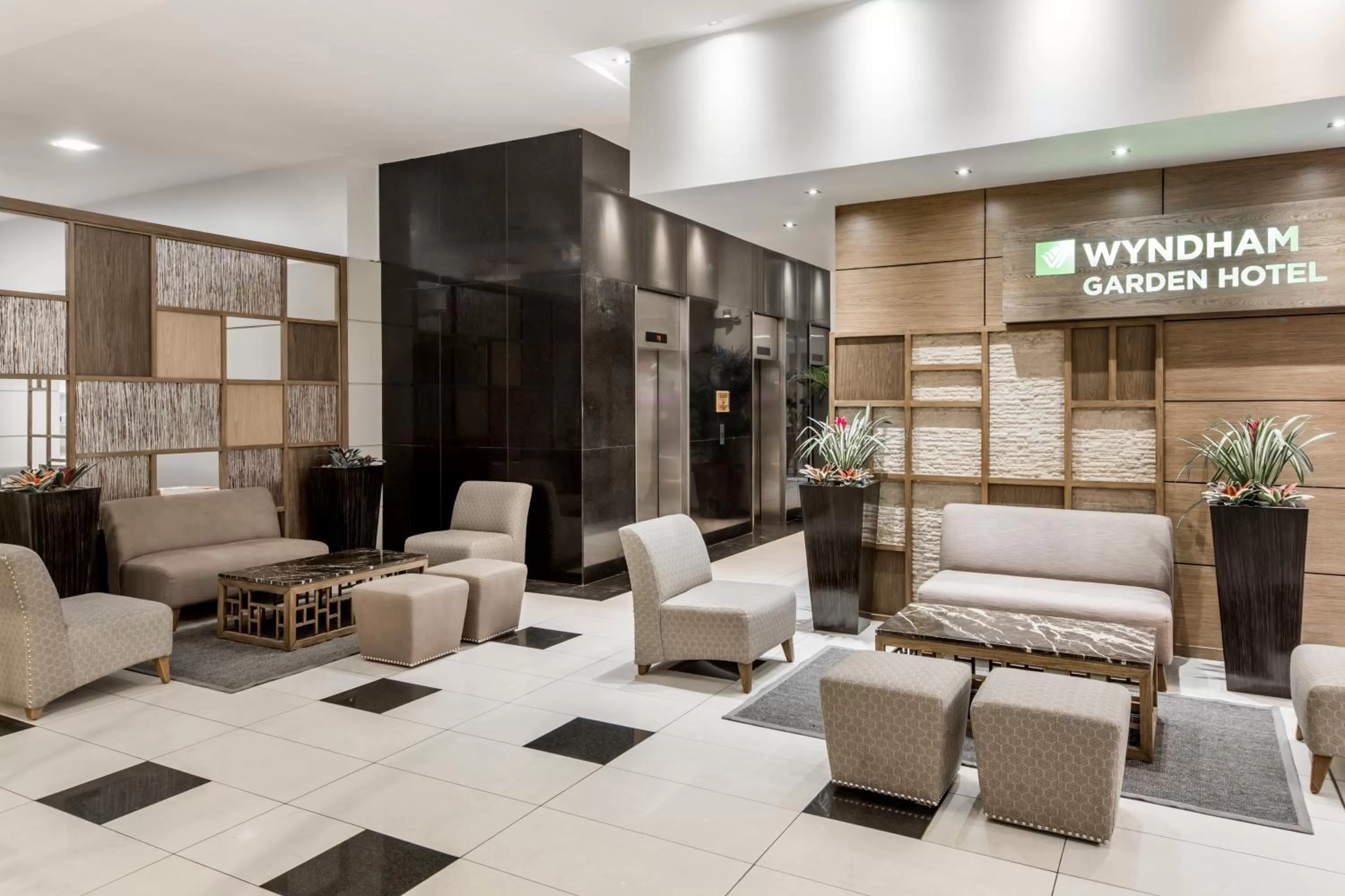 Lobby or reception in Wyndham Garden Guayaquil