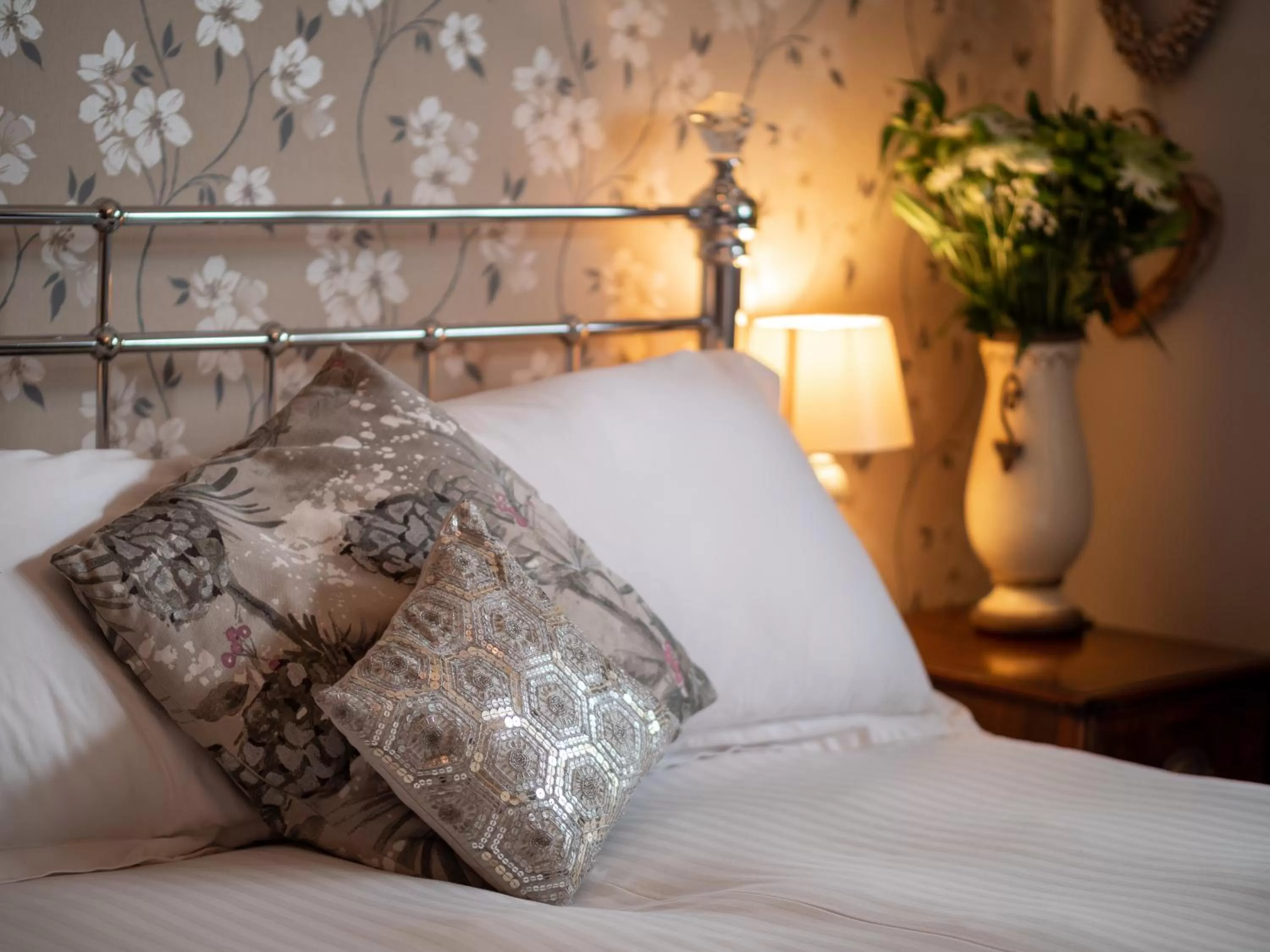 Bed in Avalon House B&B