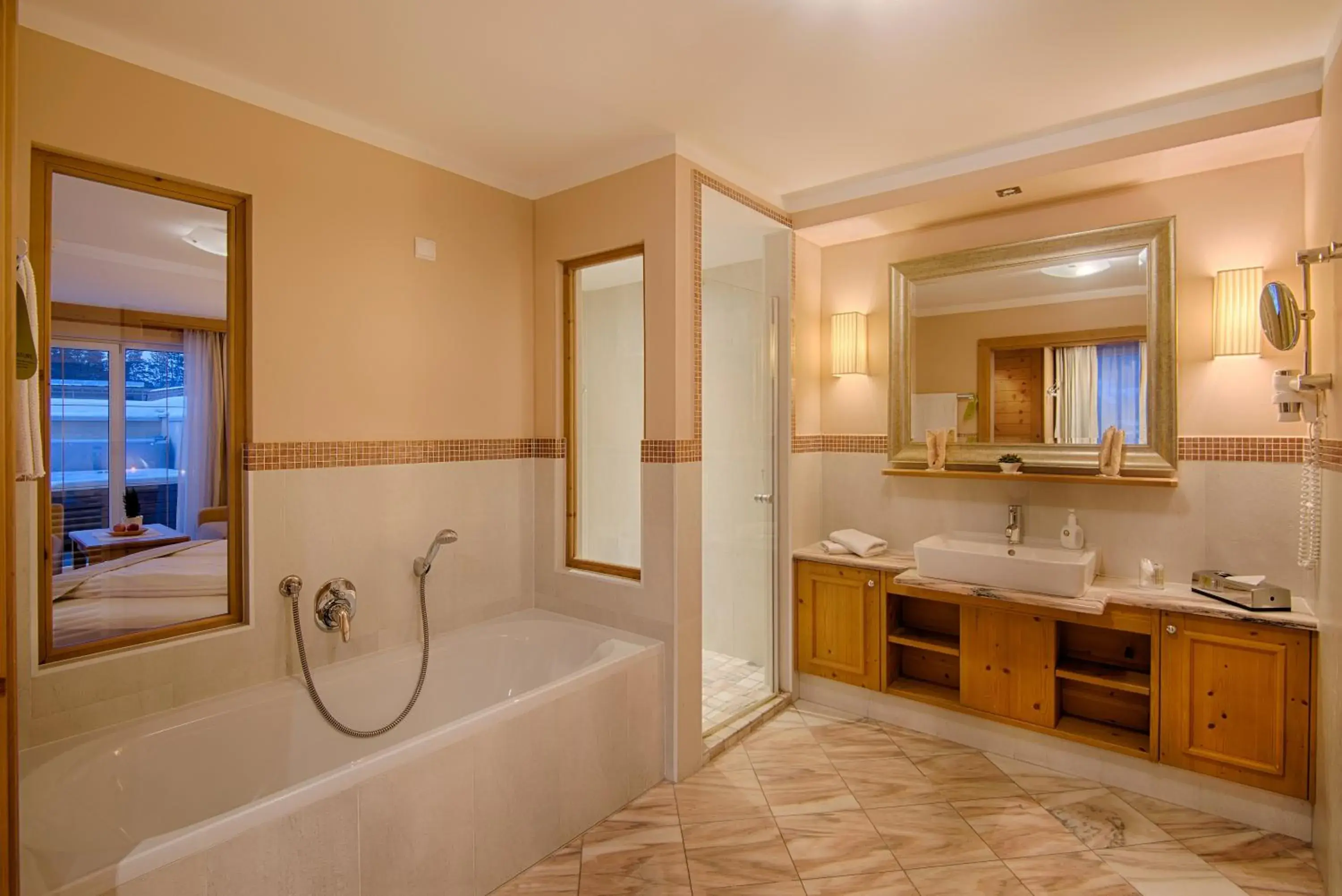 Bathroom, Kitchen/Kitchenette in Majestic Hotel & Spa Resort