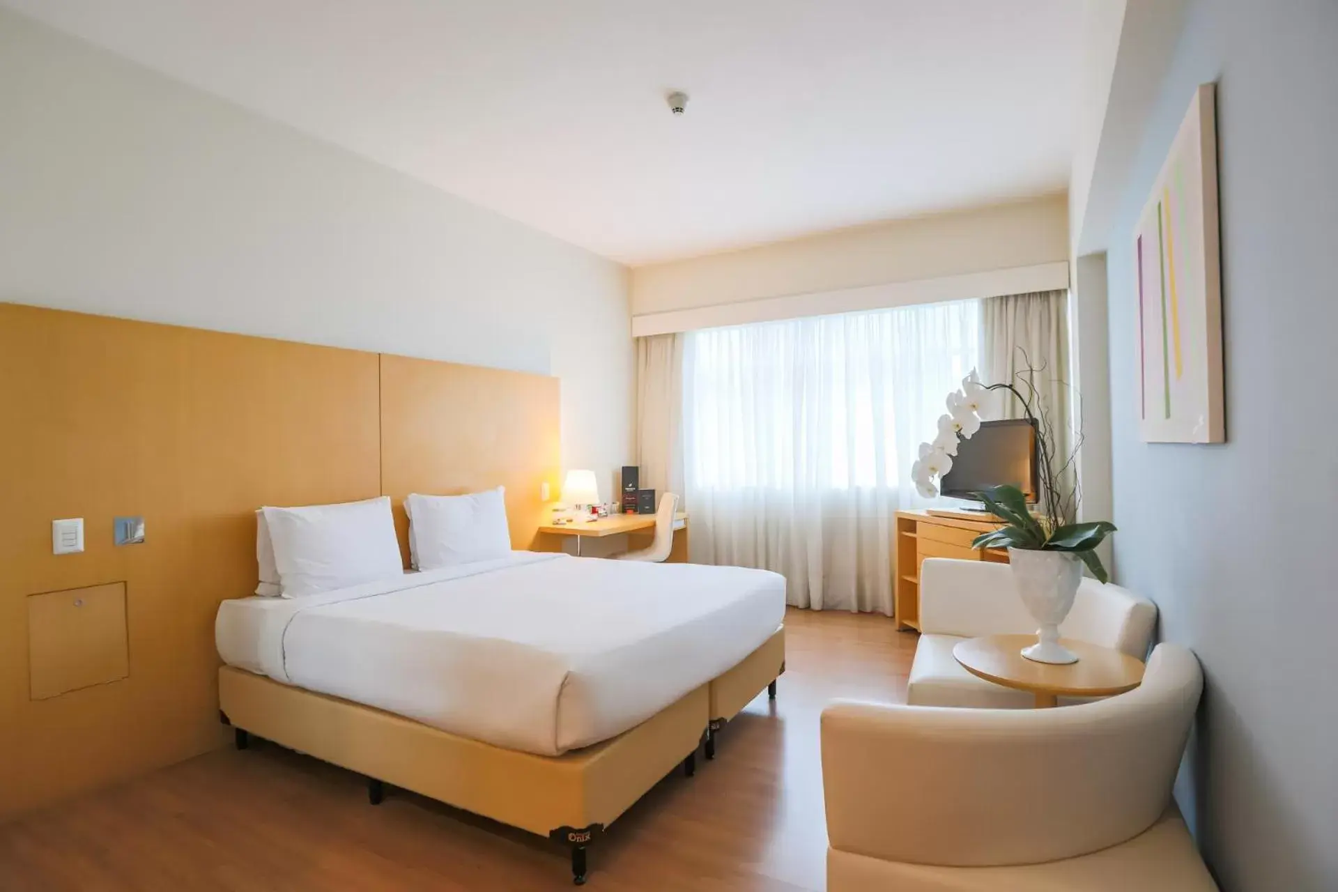 Superior Double or Twin Room - single occupancy in Pestana Curitiba Superior Double or Twin Room - single occupancy in Pestana Curitiba