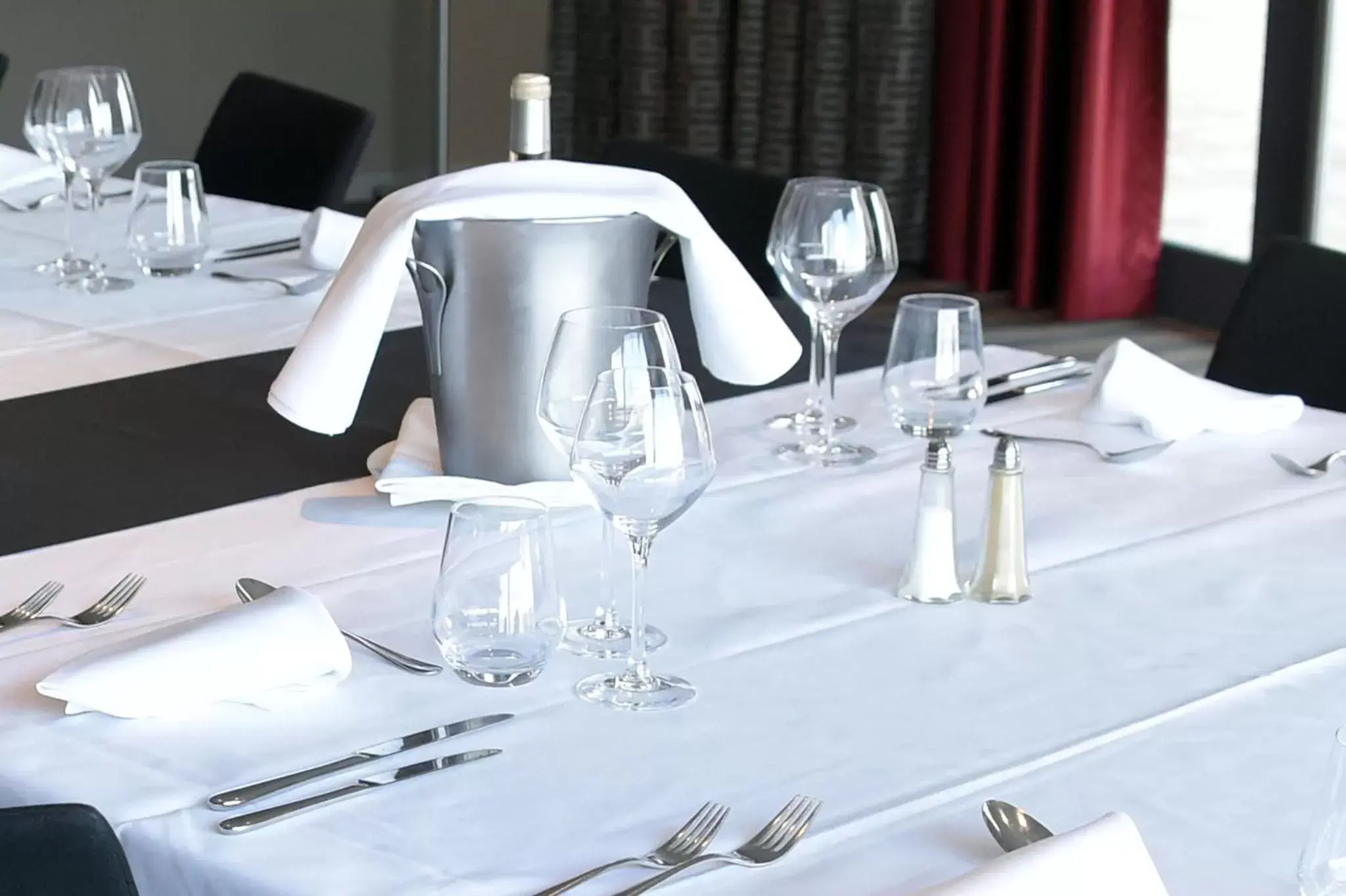 Banquet/Function facilities, Restaurant/Places to Eat in Holiday Inn Mulhouse, an IHG Hotel