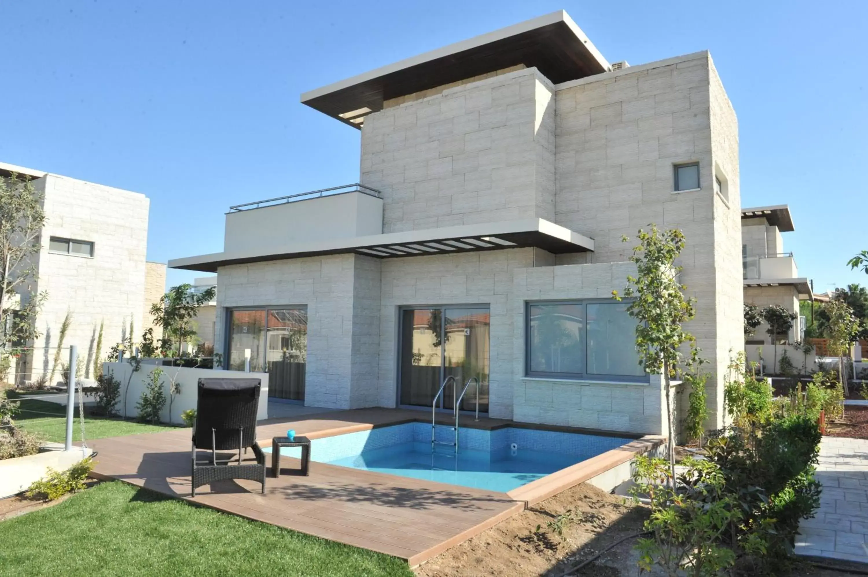 One-Bedroom Villa with Spa Bath and Private Pool in E-Hotel Larnaca Resort & Spa One-Bedroom Villa with Spa Bath and Private Pool in E-Hotel Larnaca Resort & Spa