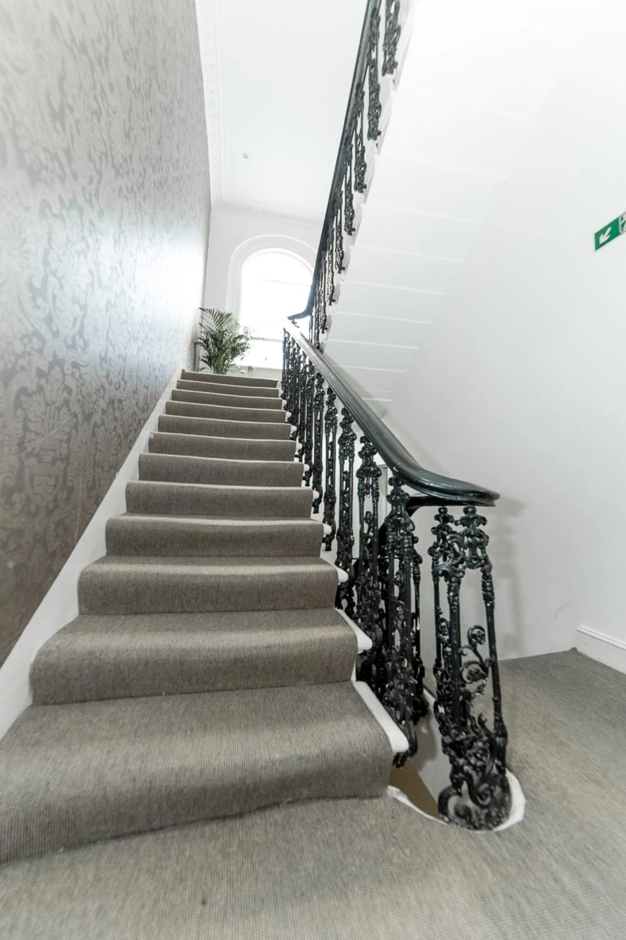 Floor plan in Hyde Park Superior Apartments