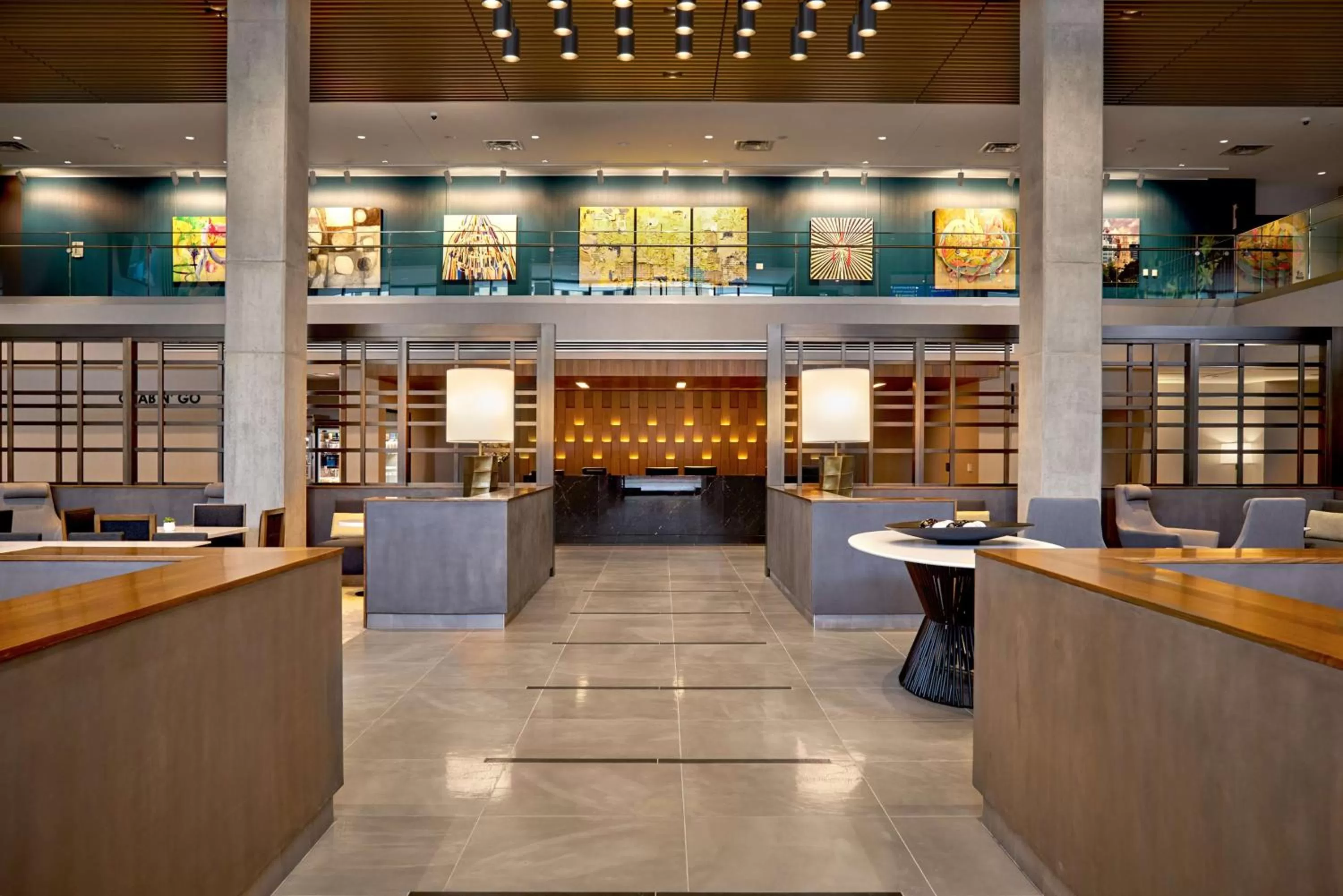 Restaurant/places to eat in Hilton Des Moines Downtown