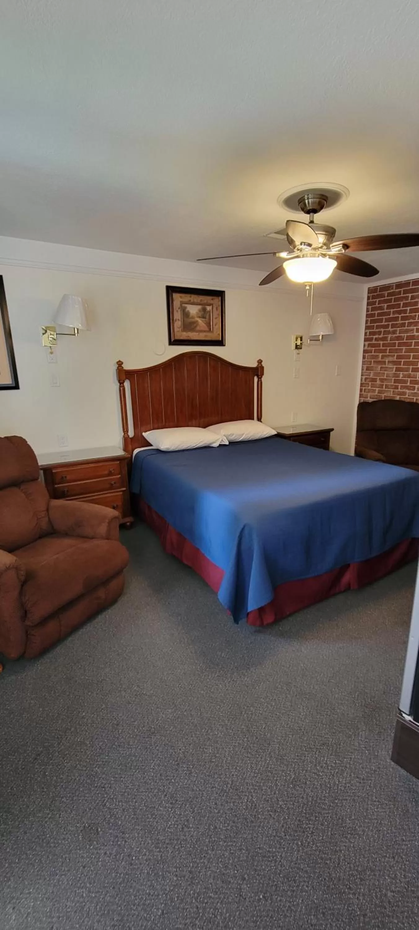 Bed in Husker Inn