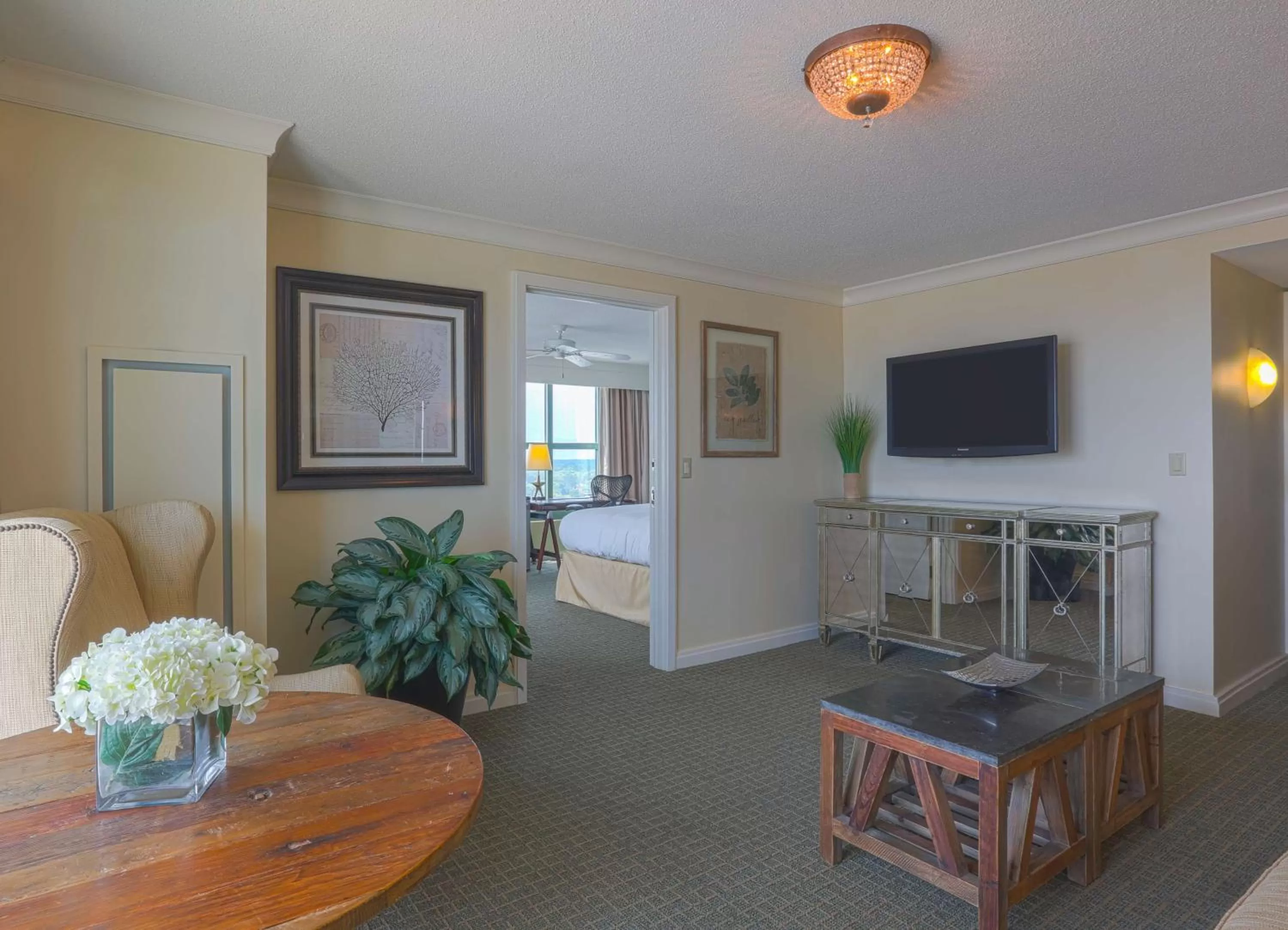 Living room in Hilton Virginia Beach Oceanfront