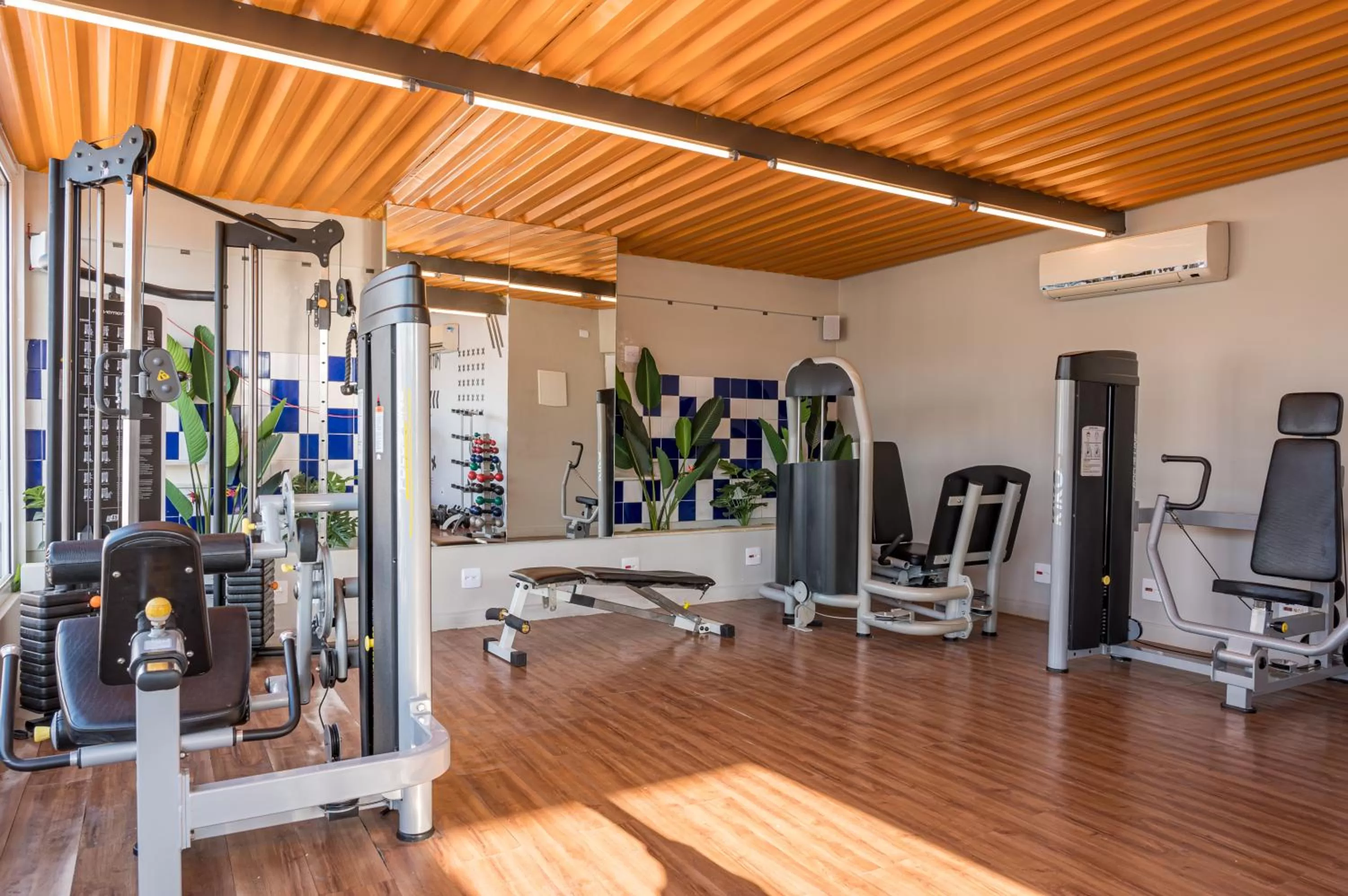 Fitness centre/facilities in Royal Regency Palace Hotel