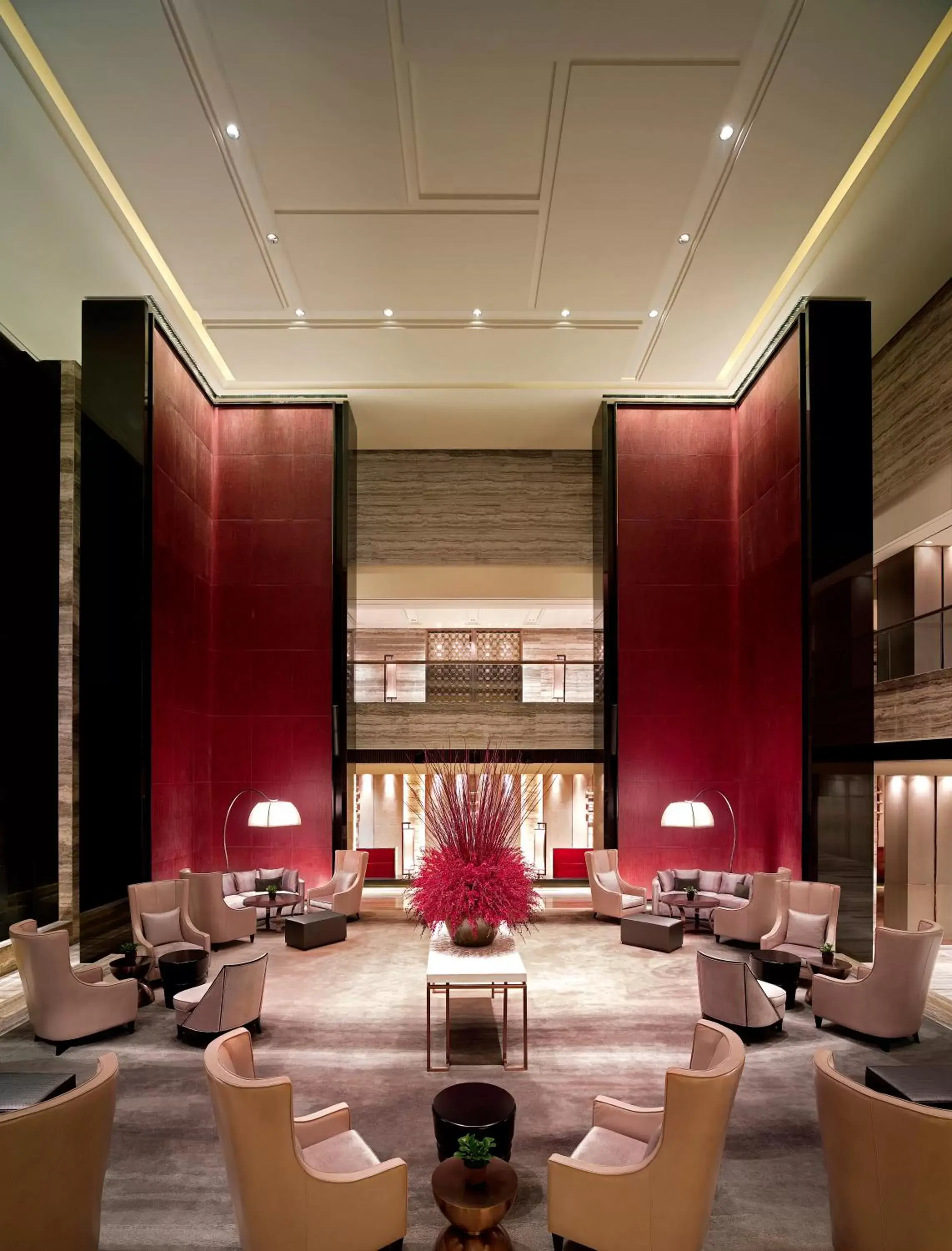 Lounge or bar in New World Beijing Hotel