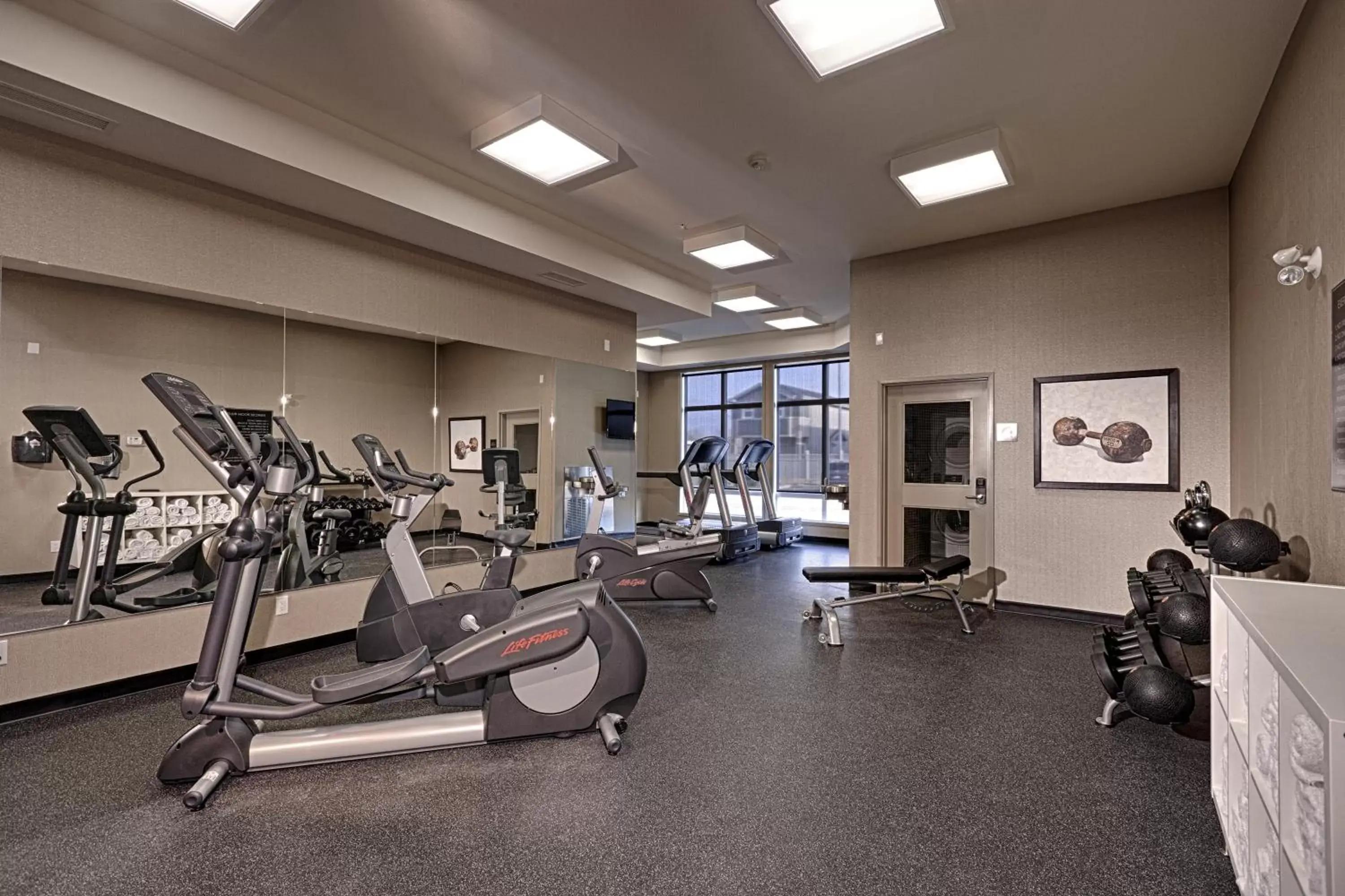 Fitness centre/facilities, Fitness Center/Facilities in Canalta Selkirk