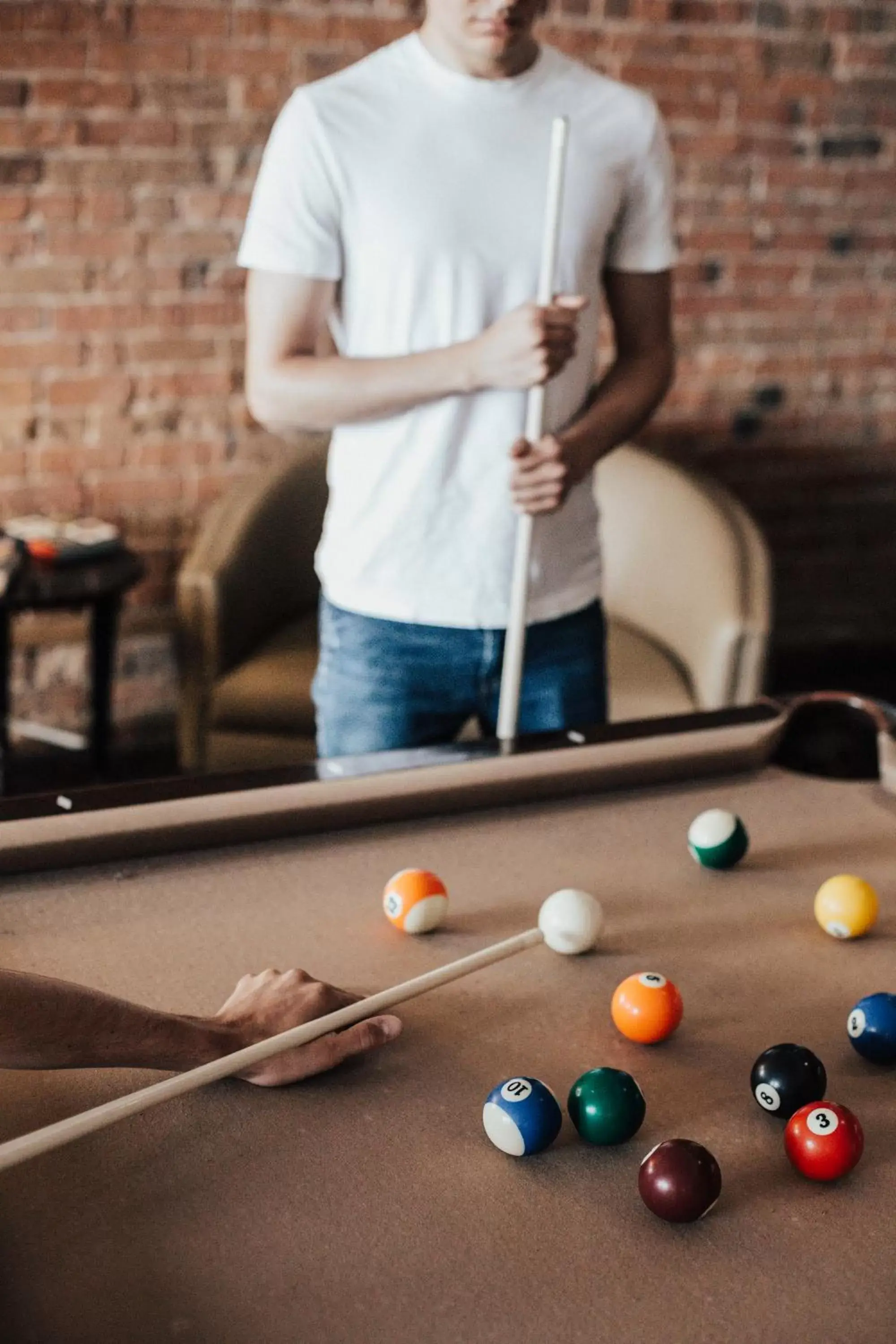 Activities, Billiards in Hotel Place D'Armes