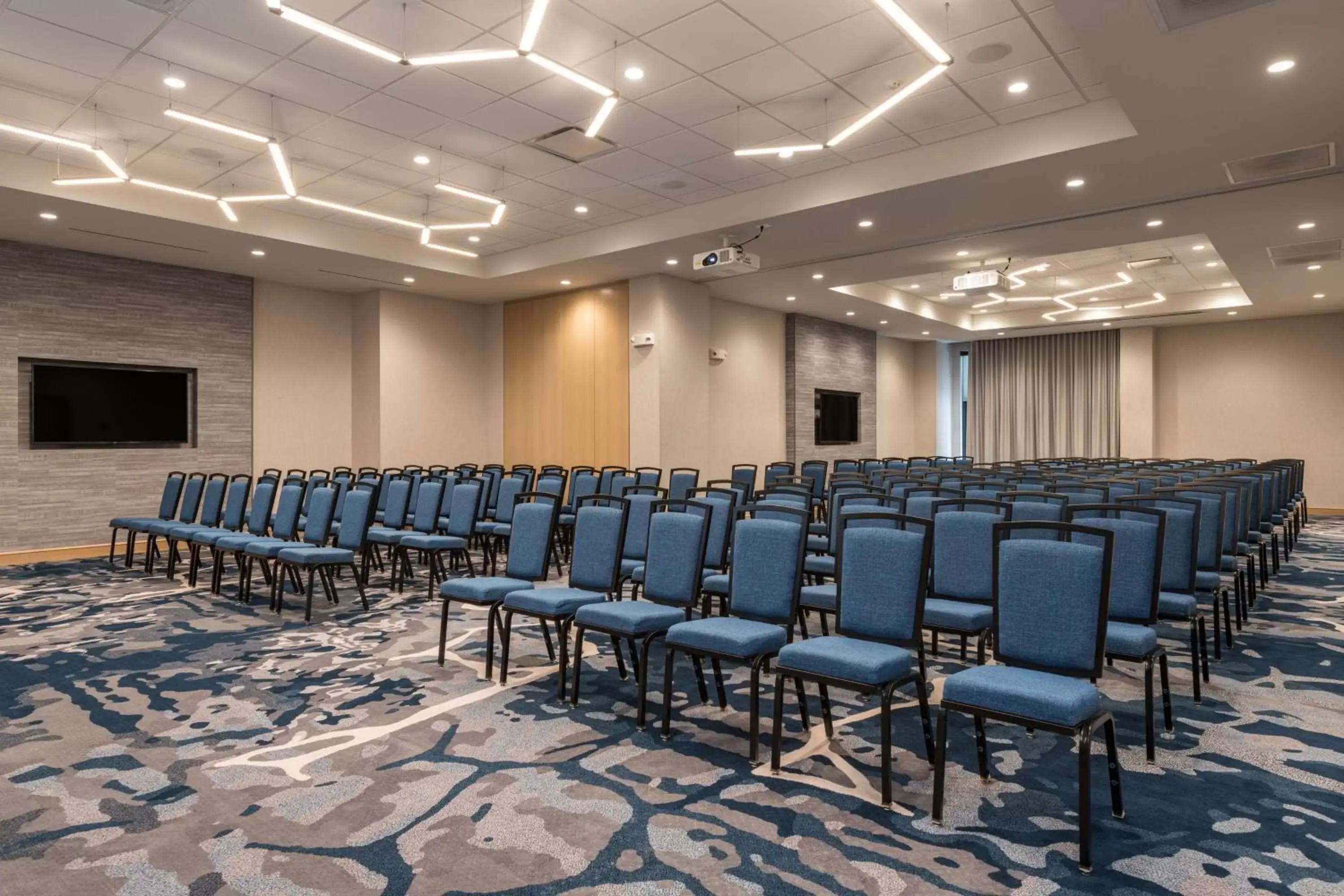 Meeting/conference room in Hilton Garden Inn Boston Canton, Ma