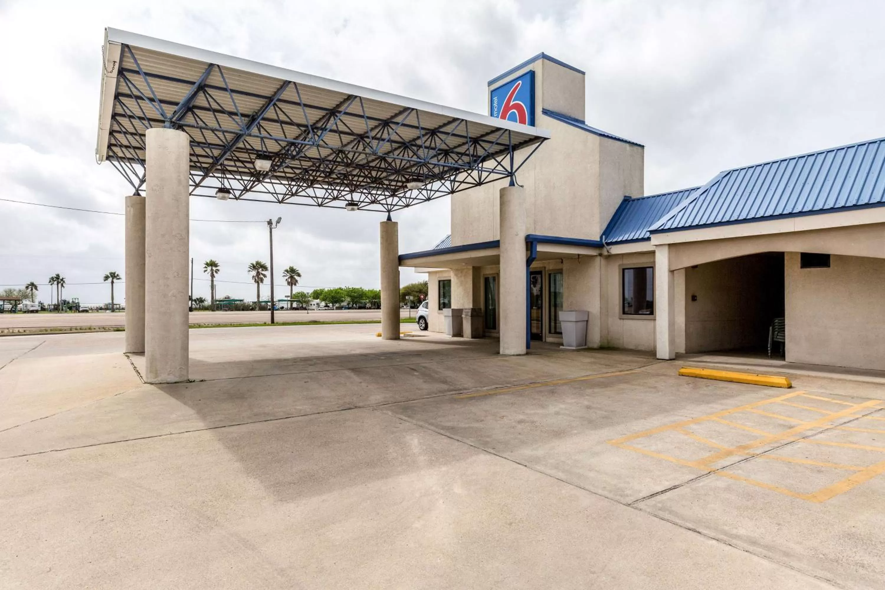 Quality Inn & Suites Port Lavaca near Lighthouse Beach