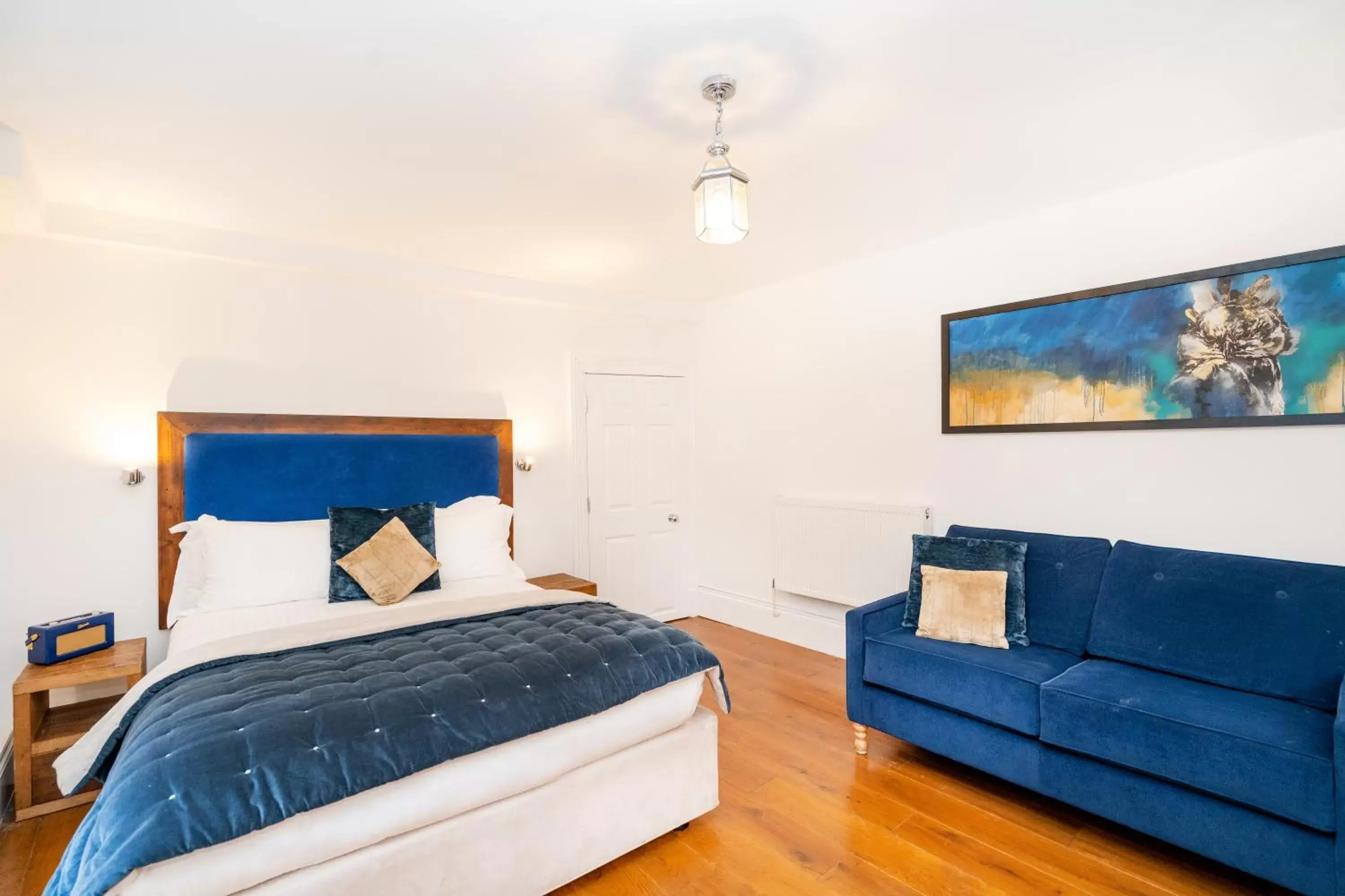 Bedroom in The Berkeley Square Hotel Bristol