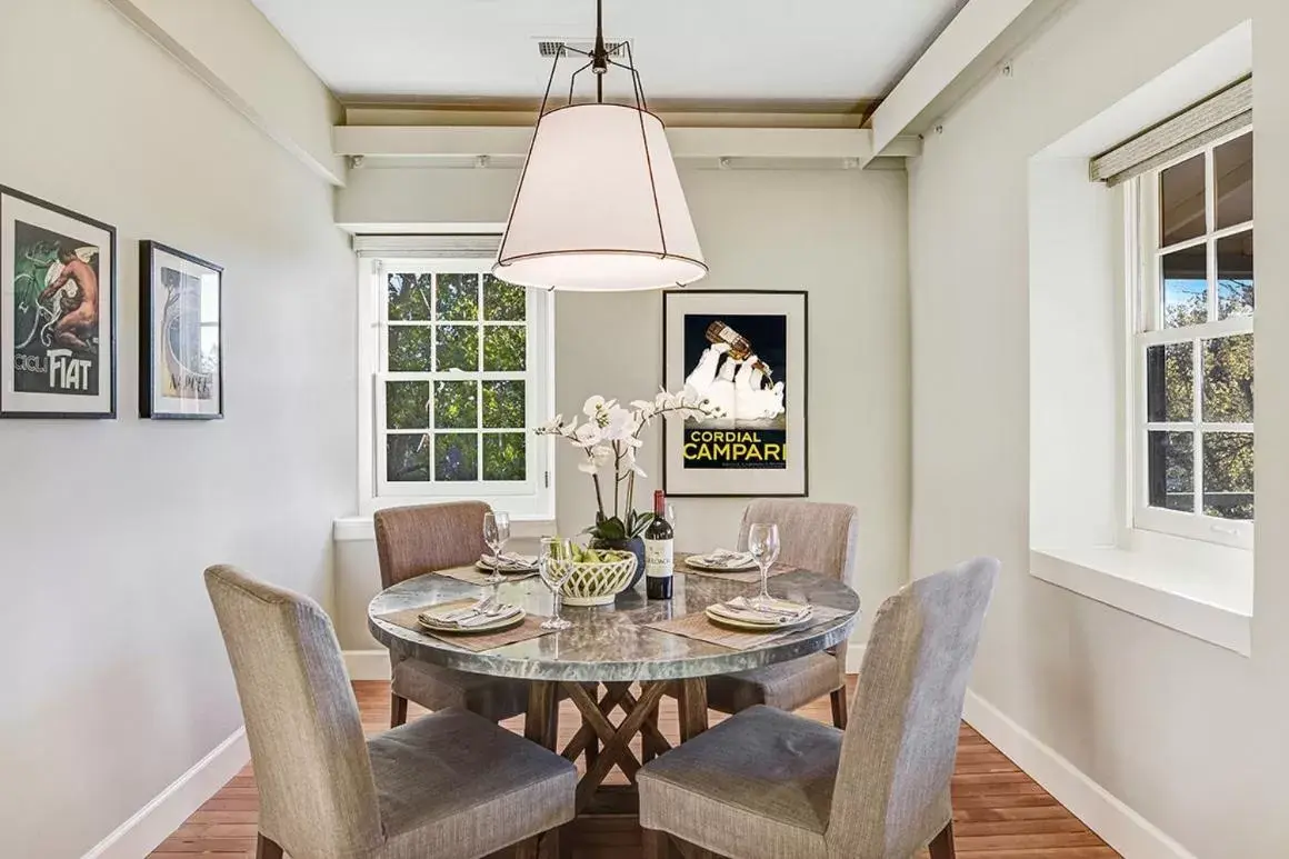 Dining Area in Bungalows 313