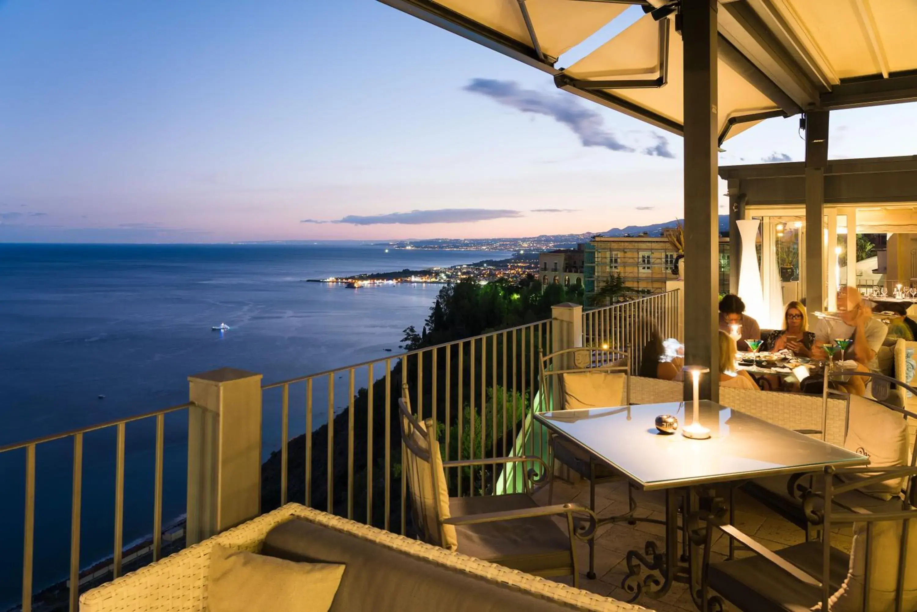 Balcony/Terrace in Hotel Metropole Taormina