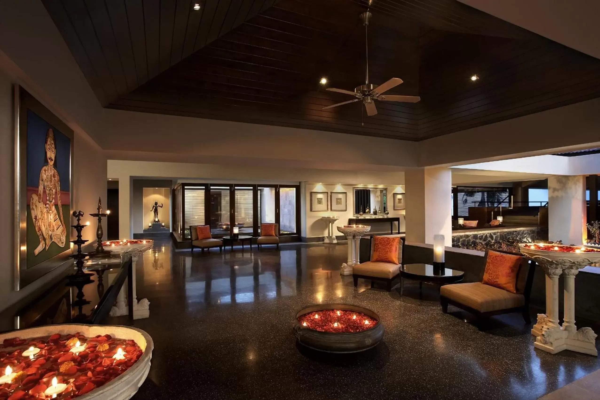 Spa and wellness centre/facilities, Lounge/Bar in The Leela Kovalam, a Raviz Hotel