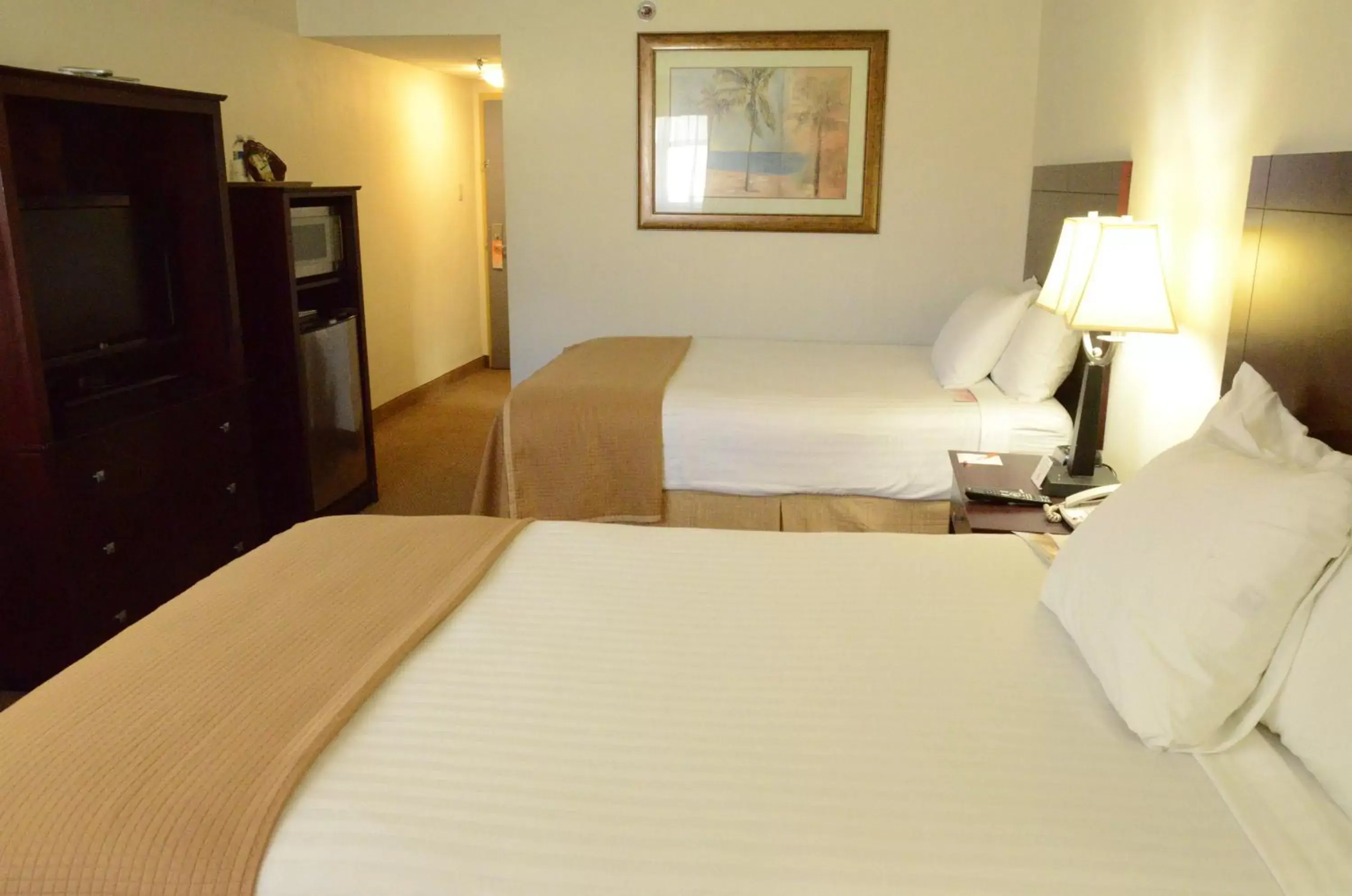 Bedroom, Bed in Caribe Hotel Ponce