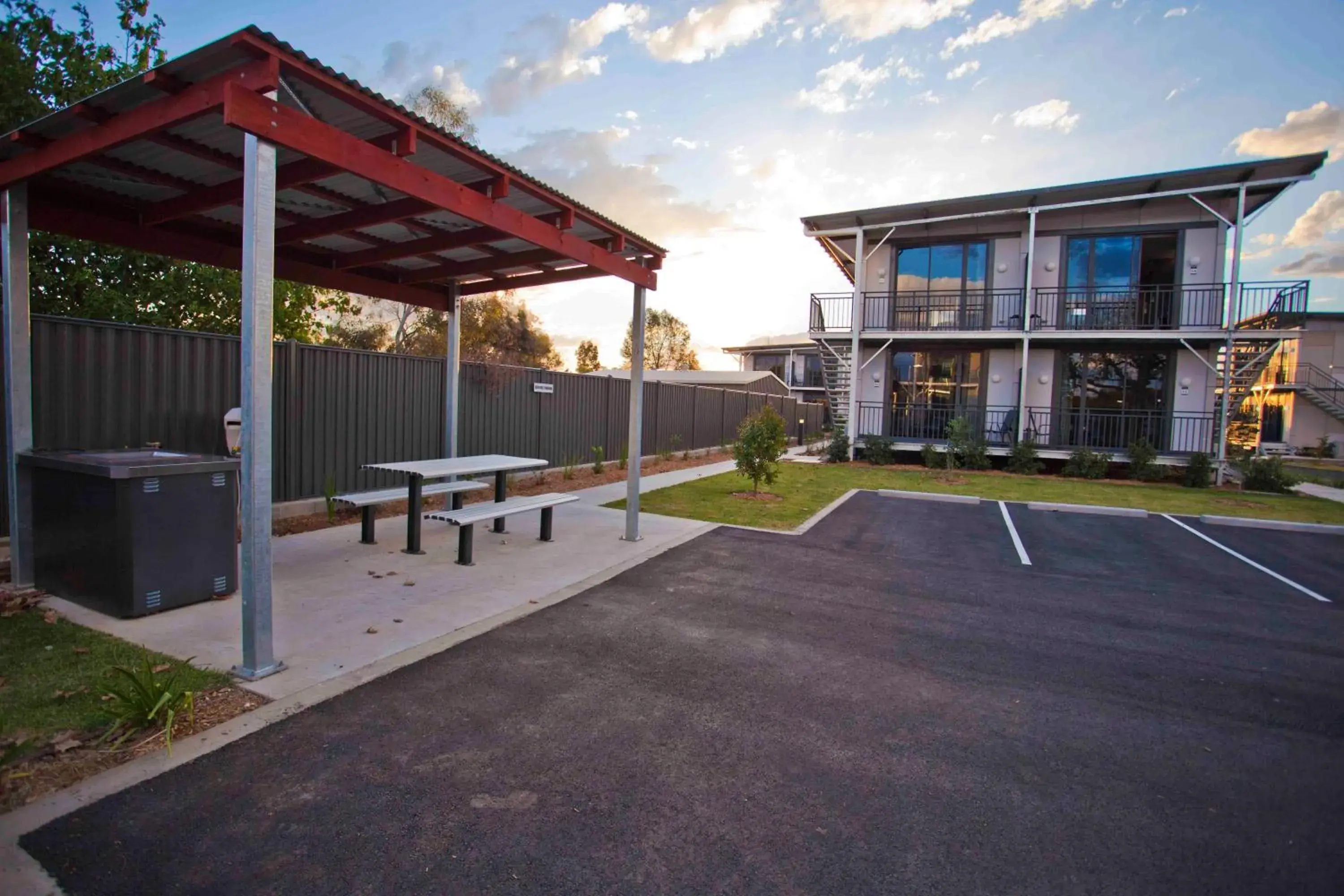 BBQ facilities in Kings Park - Accommodation