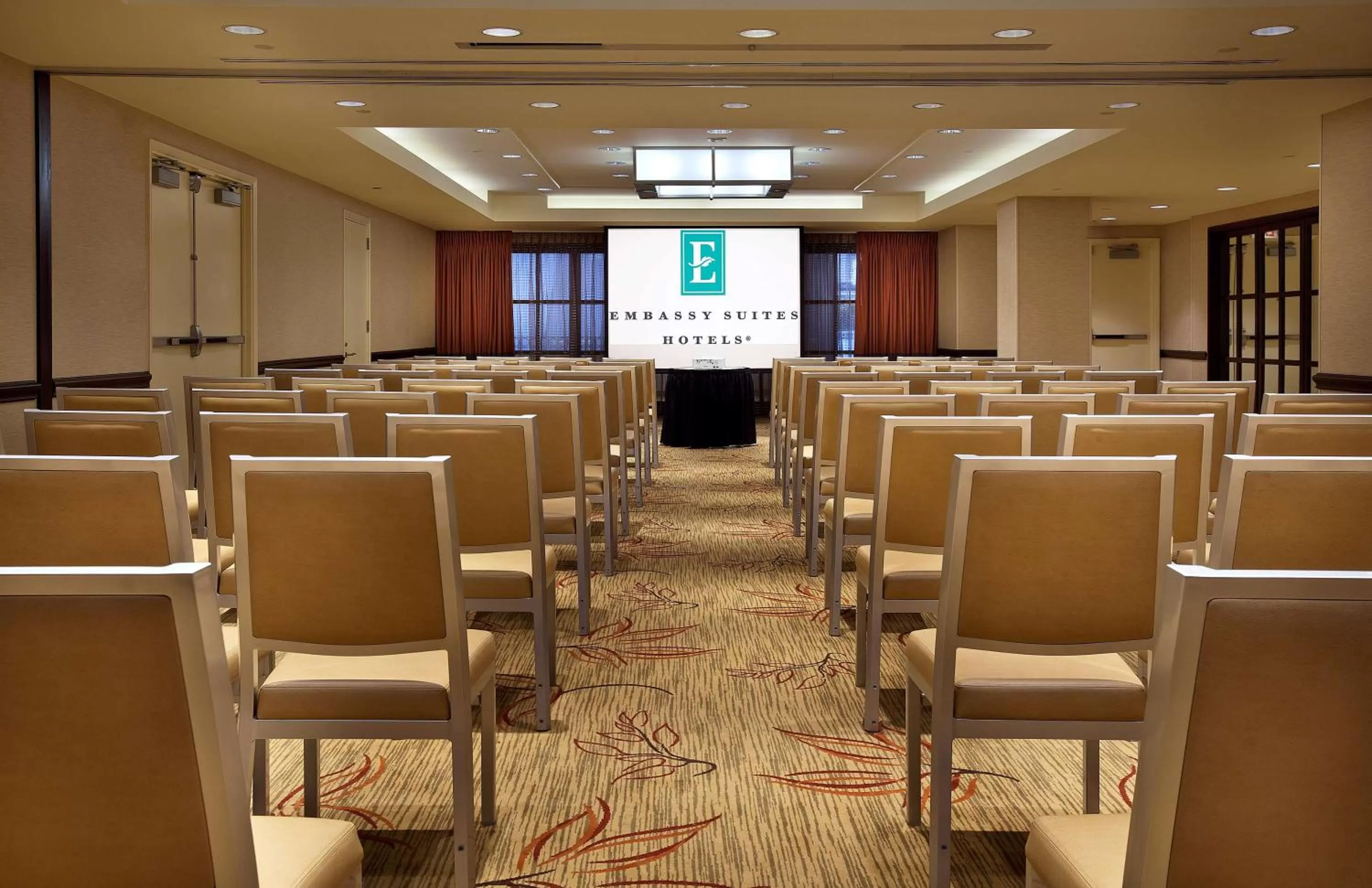 Meeting/conference room in Embassy Suites by Hilton Washington DC Chevy Chase Pavilion