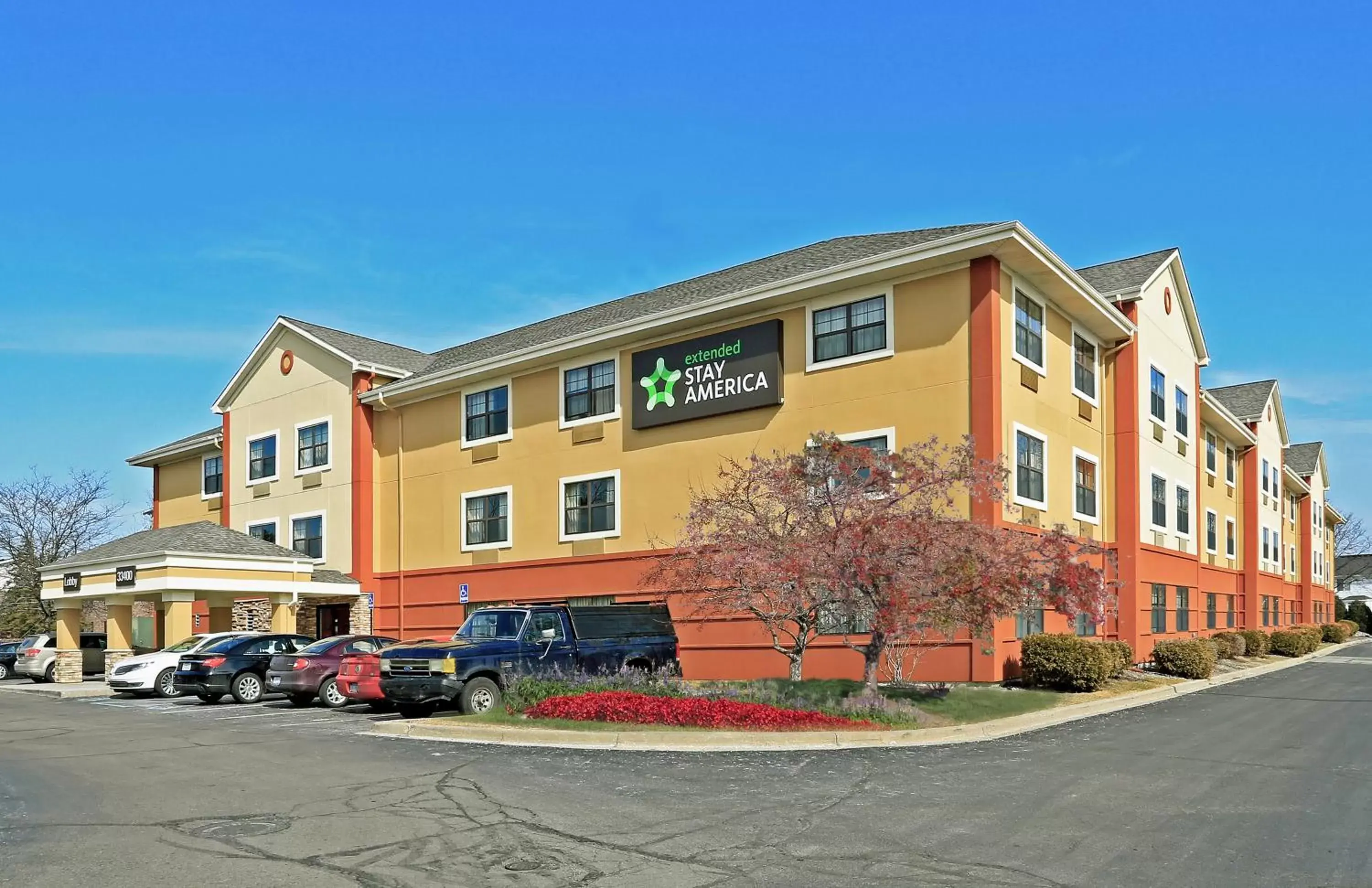 Property building in Extended Stay America Suites - Detroit - Sterling Heights