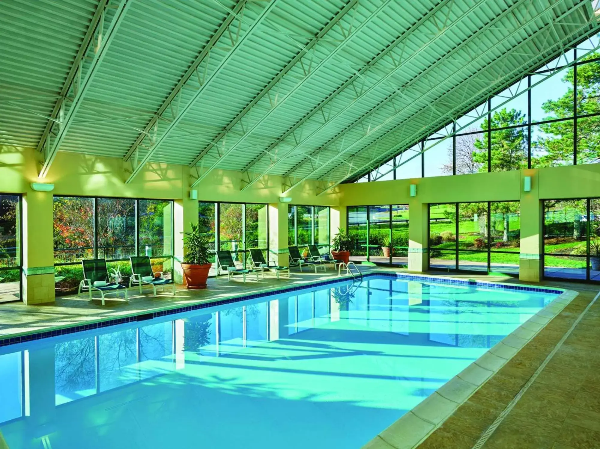 Pool view, Swimming Pool in DoubleTree Suites by Hilton Hotel Philadelphia West