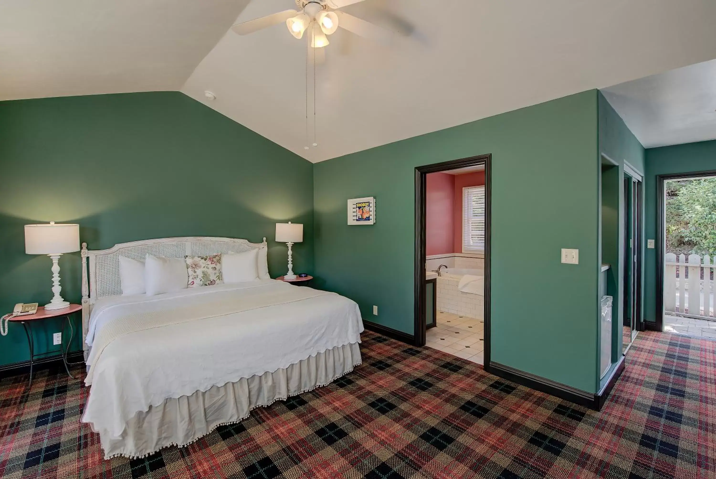 Bedroom, Bed in Carmel River Inn