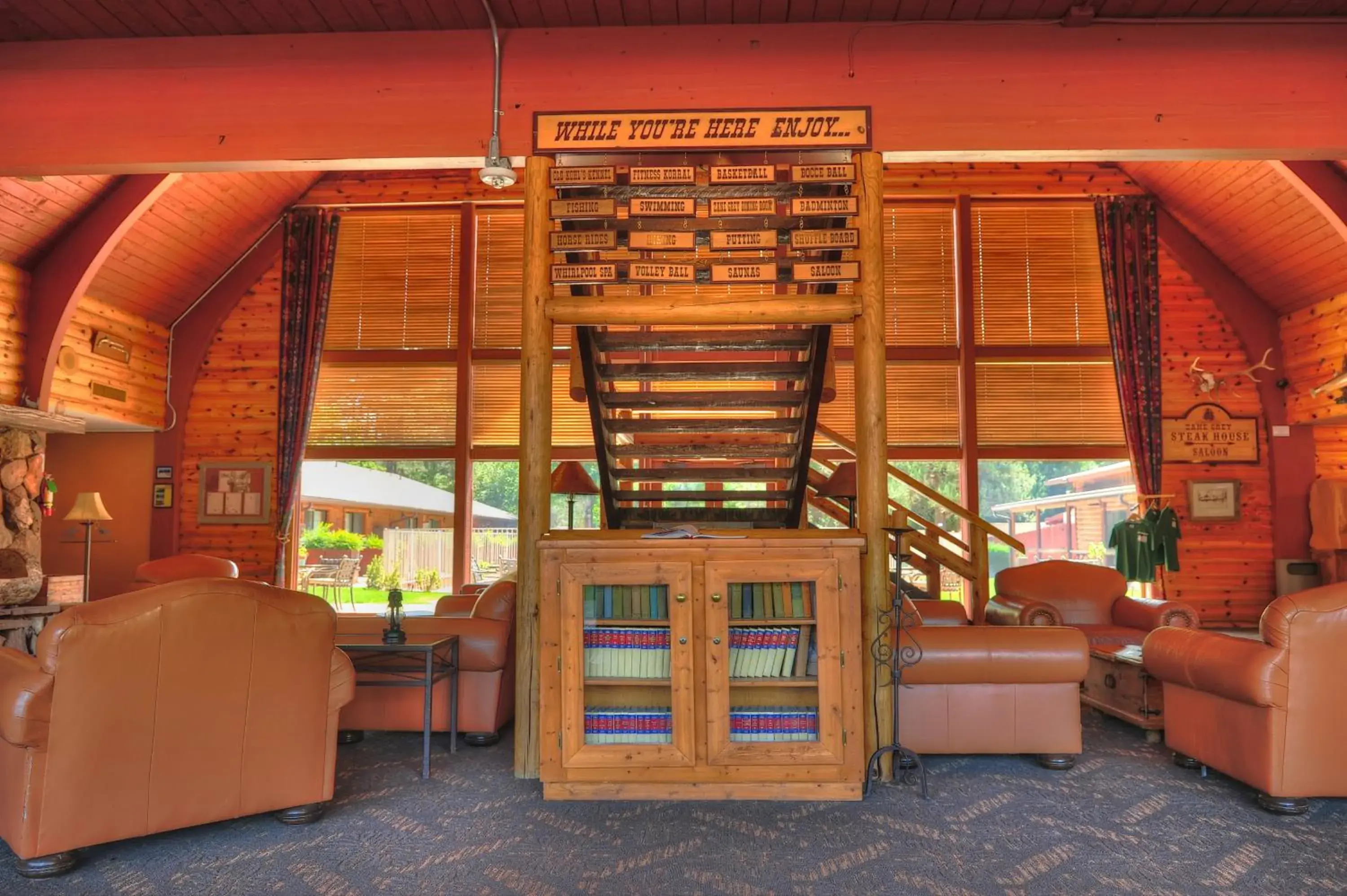 Lobby or reception in Kohl's Ranch Lodge