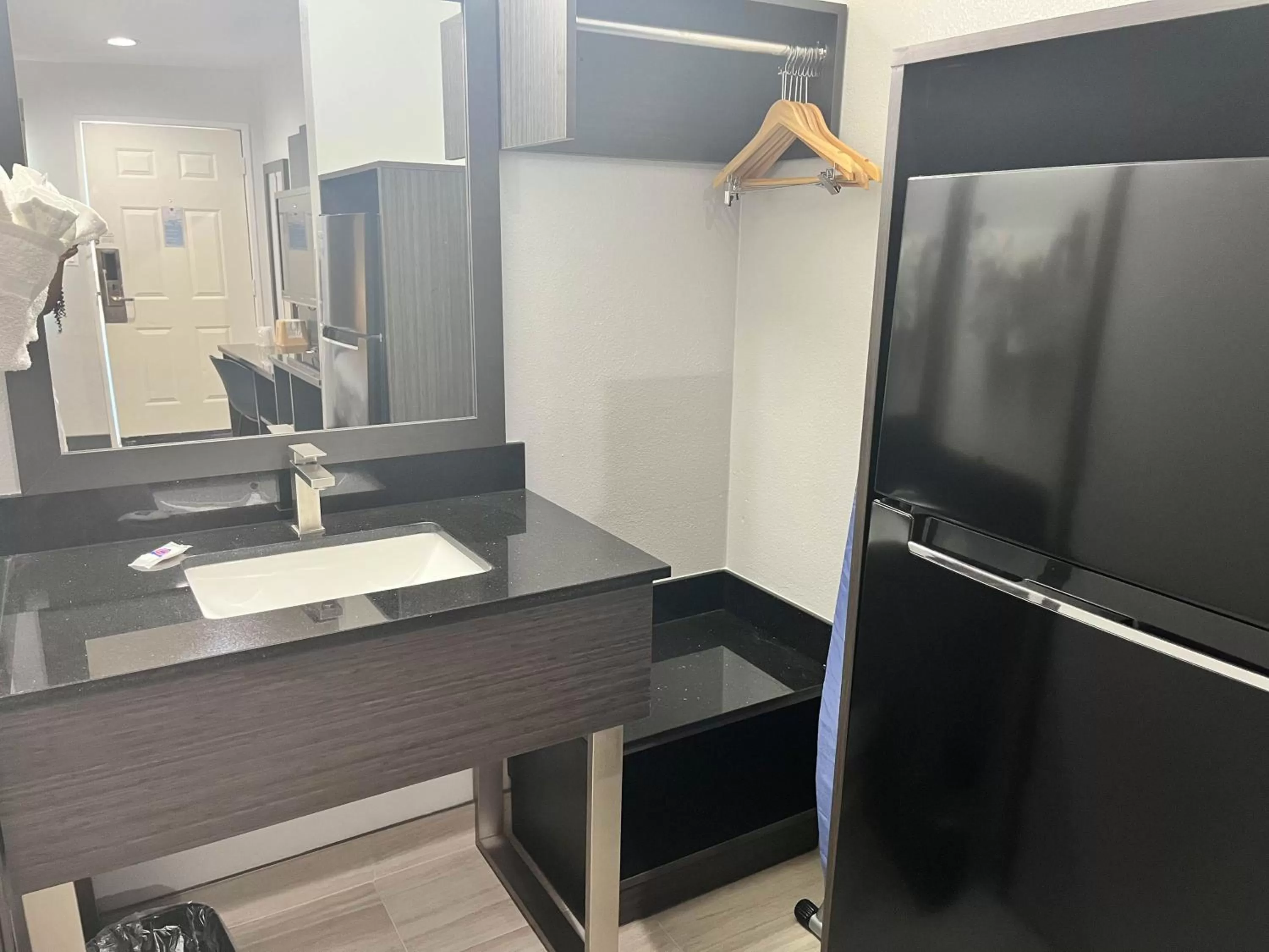 Bathroom in Studio 6 Suites Escondido CA