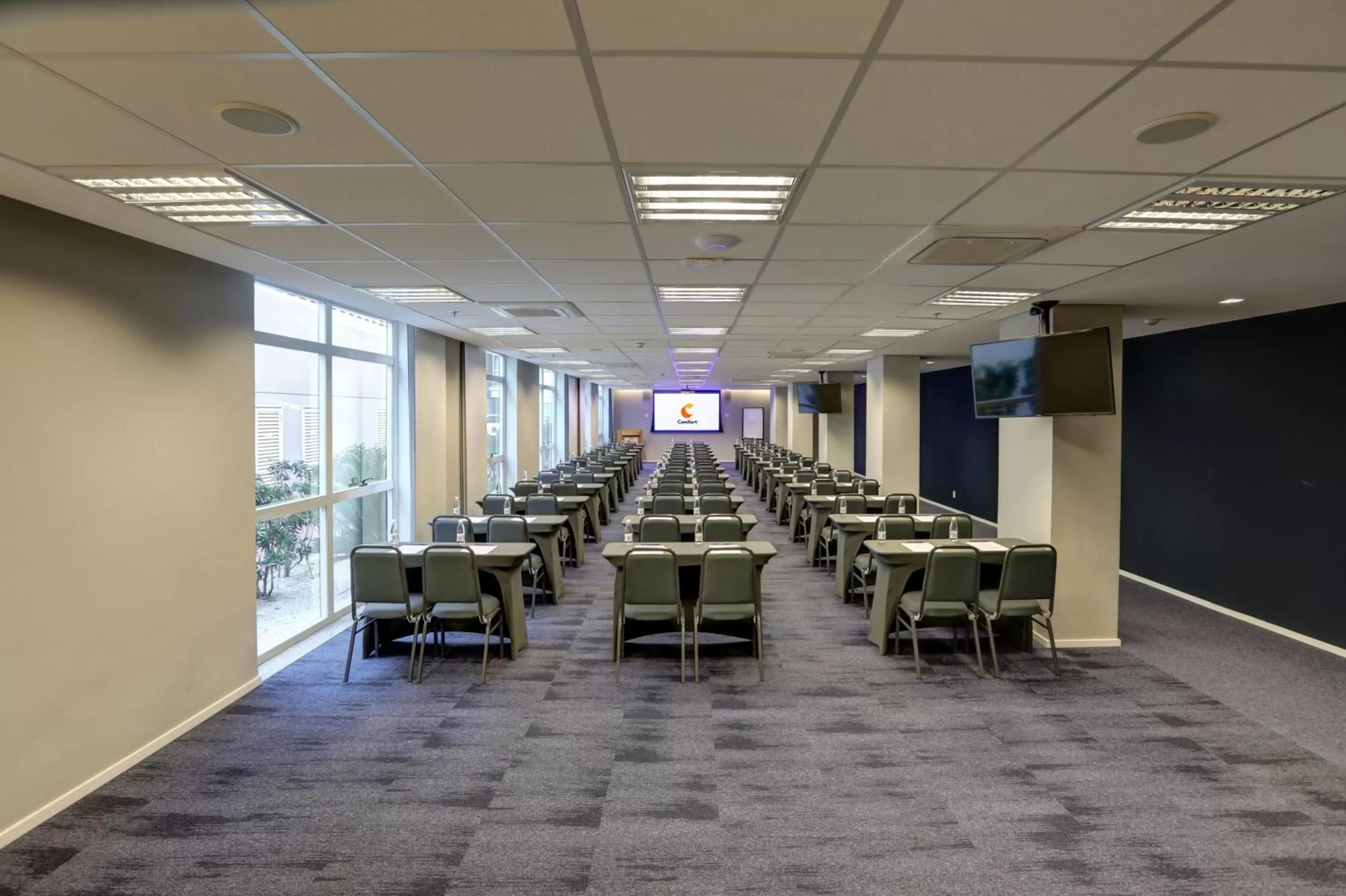 Banquet/Function facilities in Comfort Hotel Guarulhos Aeroporto