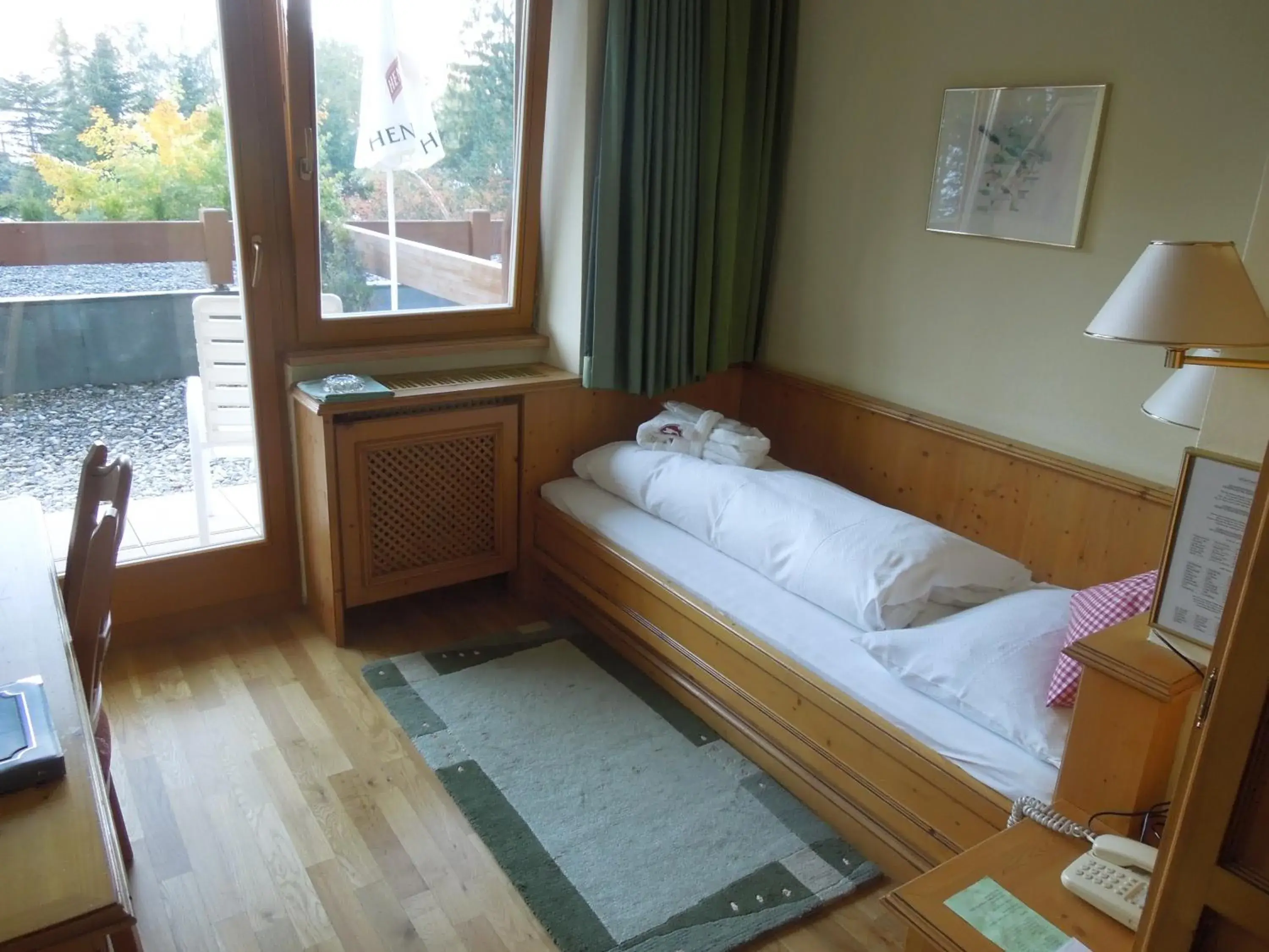 Photo of the whole room, Bed in Bergresort Seefeld