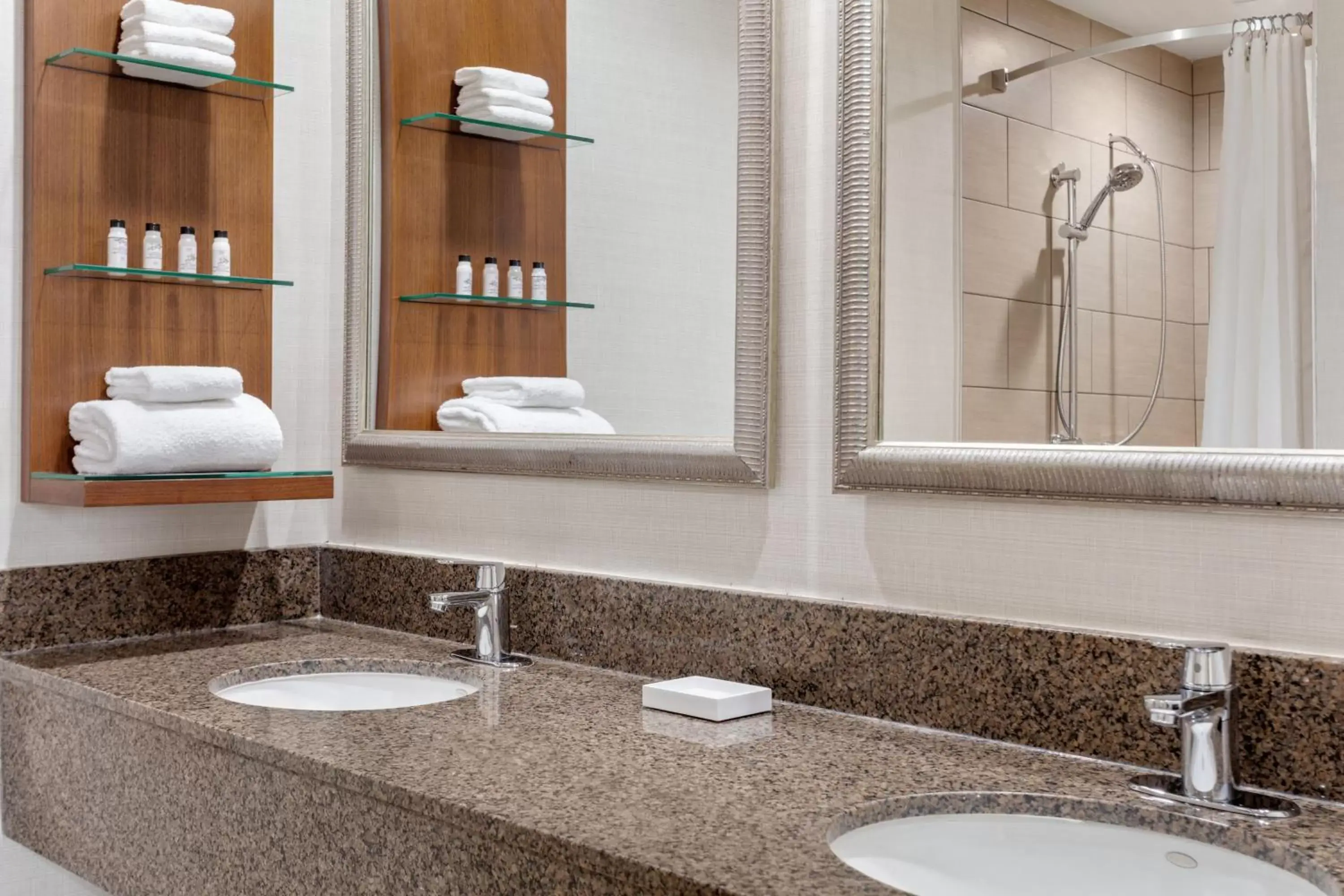 Bathroom in Delta Hotels by Marriott Bristol